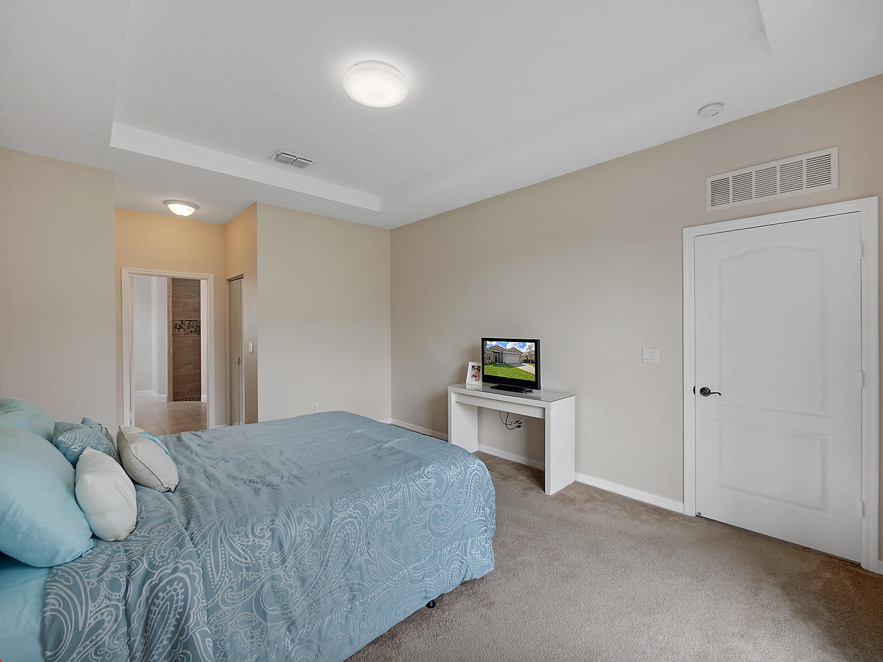 Heritage Oaks at Tradition - Residential Lease