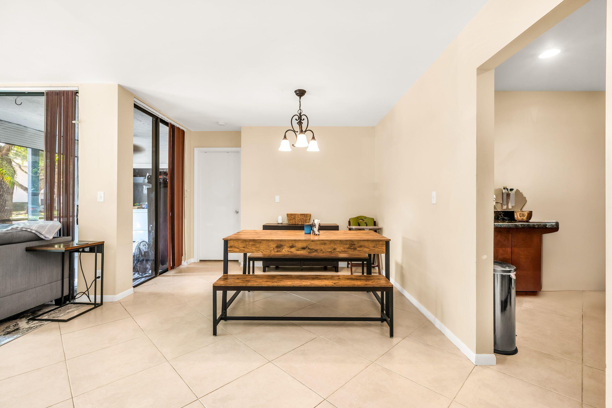 BAYWOOD VILLAGE II-D CONDO - Residential