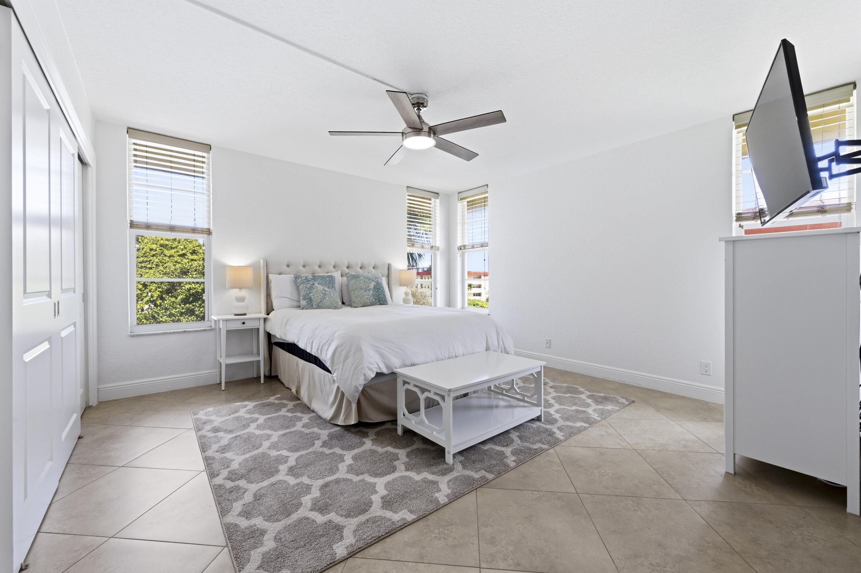 NO 2 PALM AIRE AT CORAL KEY - Residential