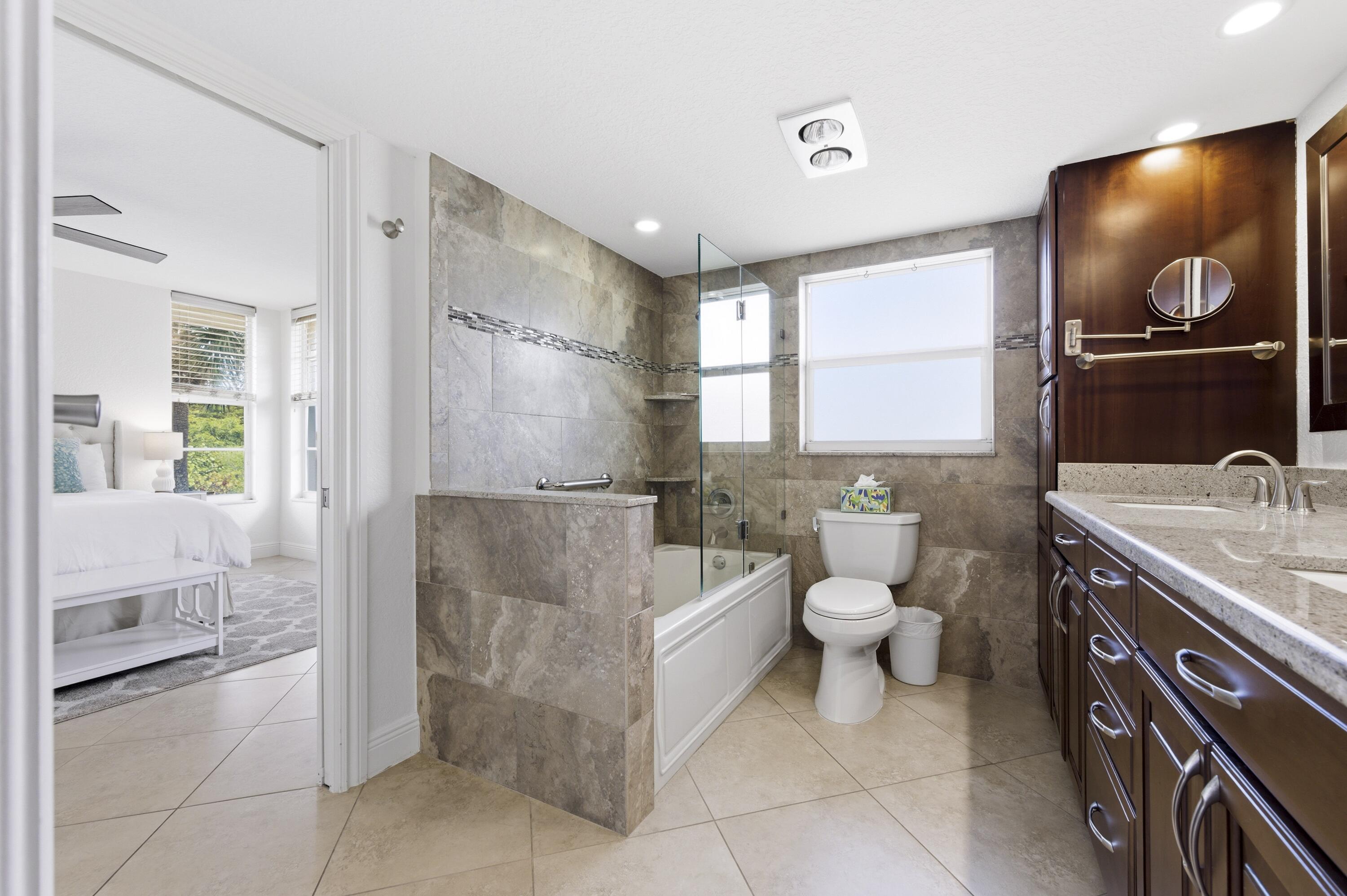 NO 2 PALM AIRE AT CORAL KEY - Residential
