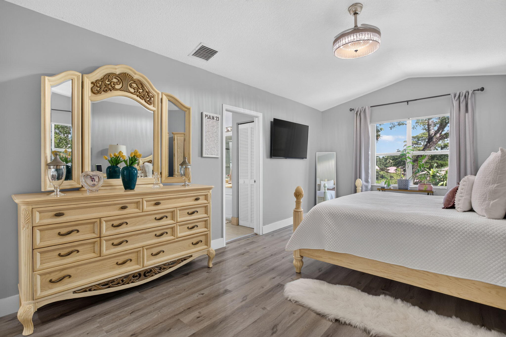 OAKWOOD - Residential