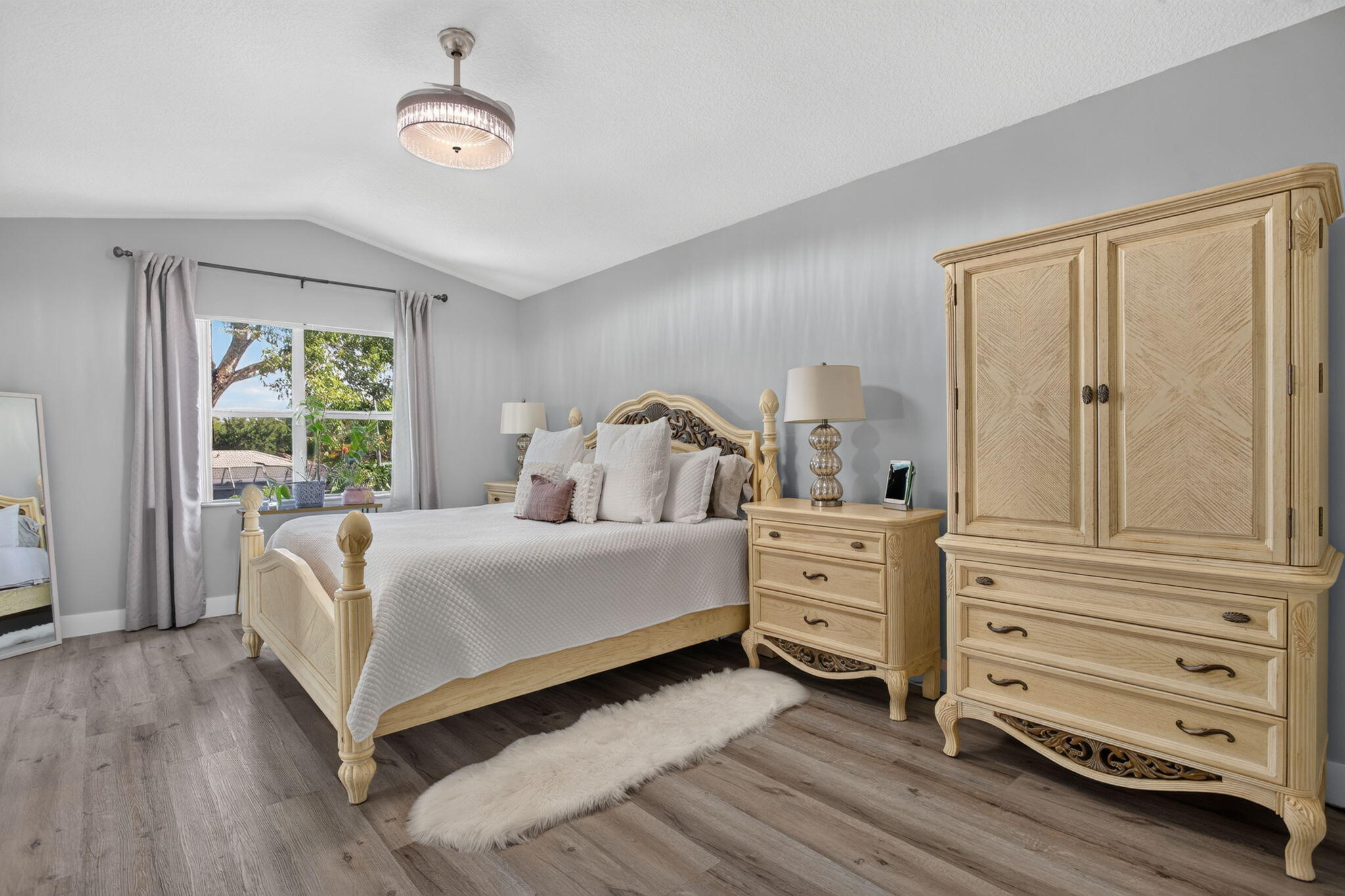 OAKWOOD - Residential