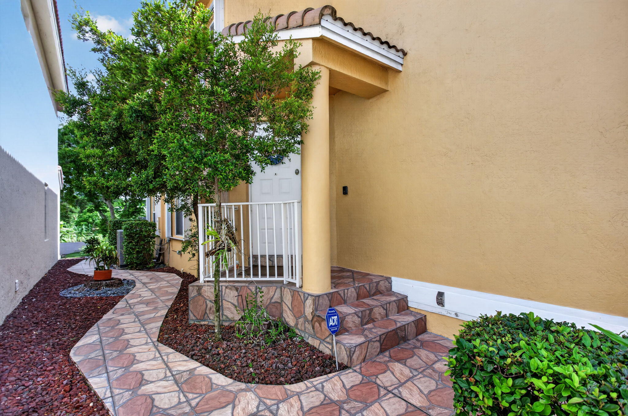 OAKWOOD - Residential
