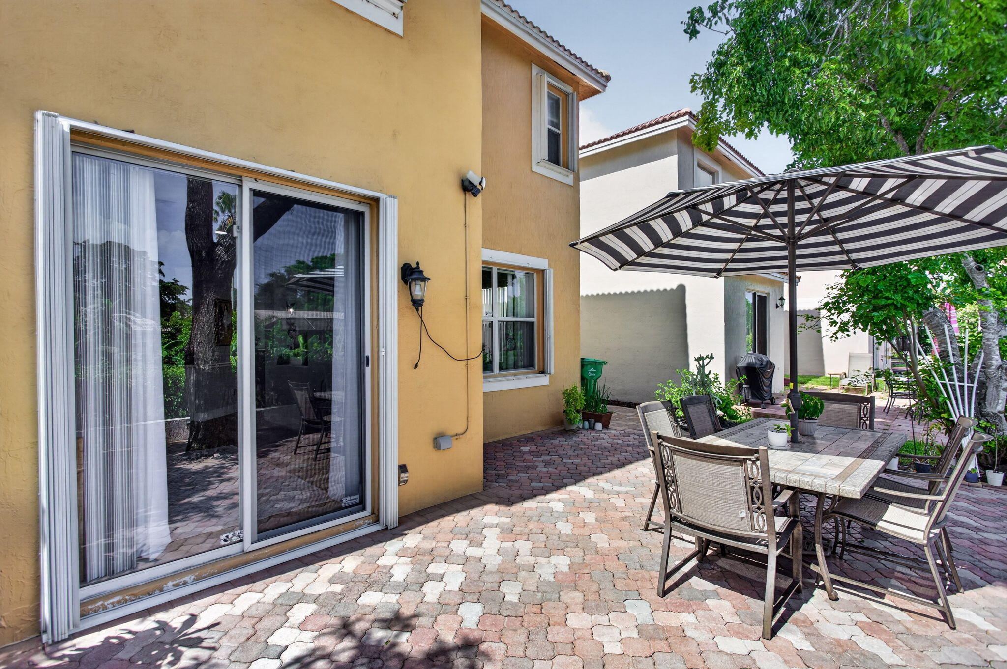 OAKWOOD - Residential
