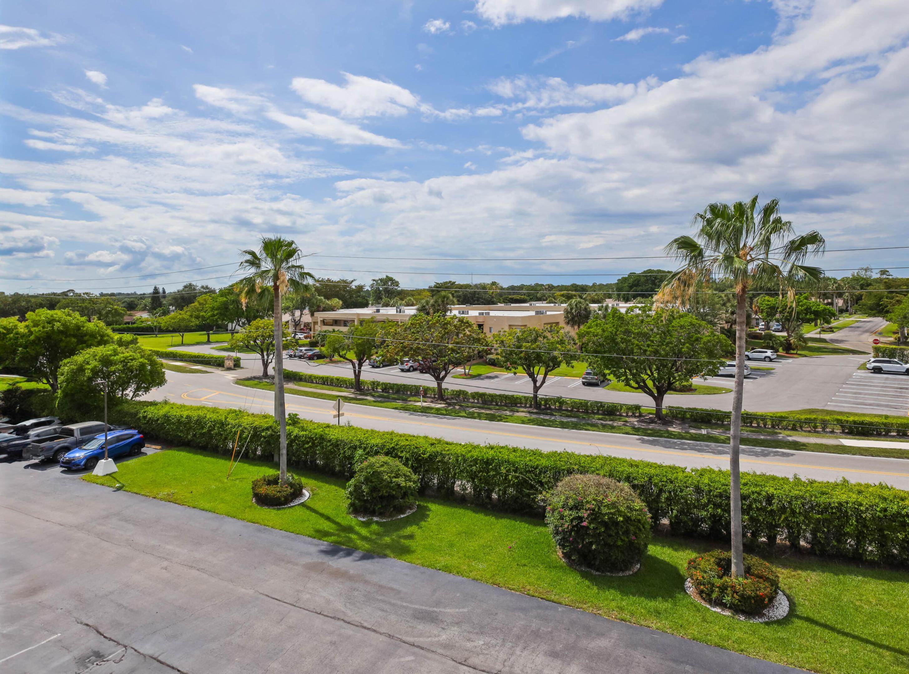 CARLISLE AT POINCIANA CONDO - Residential