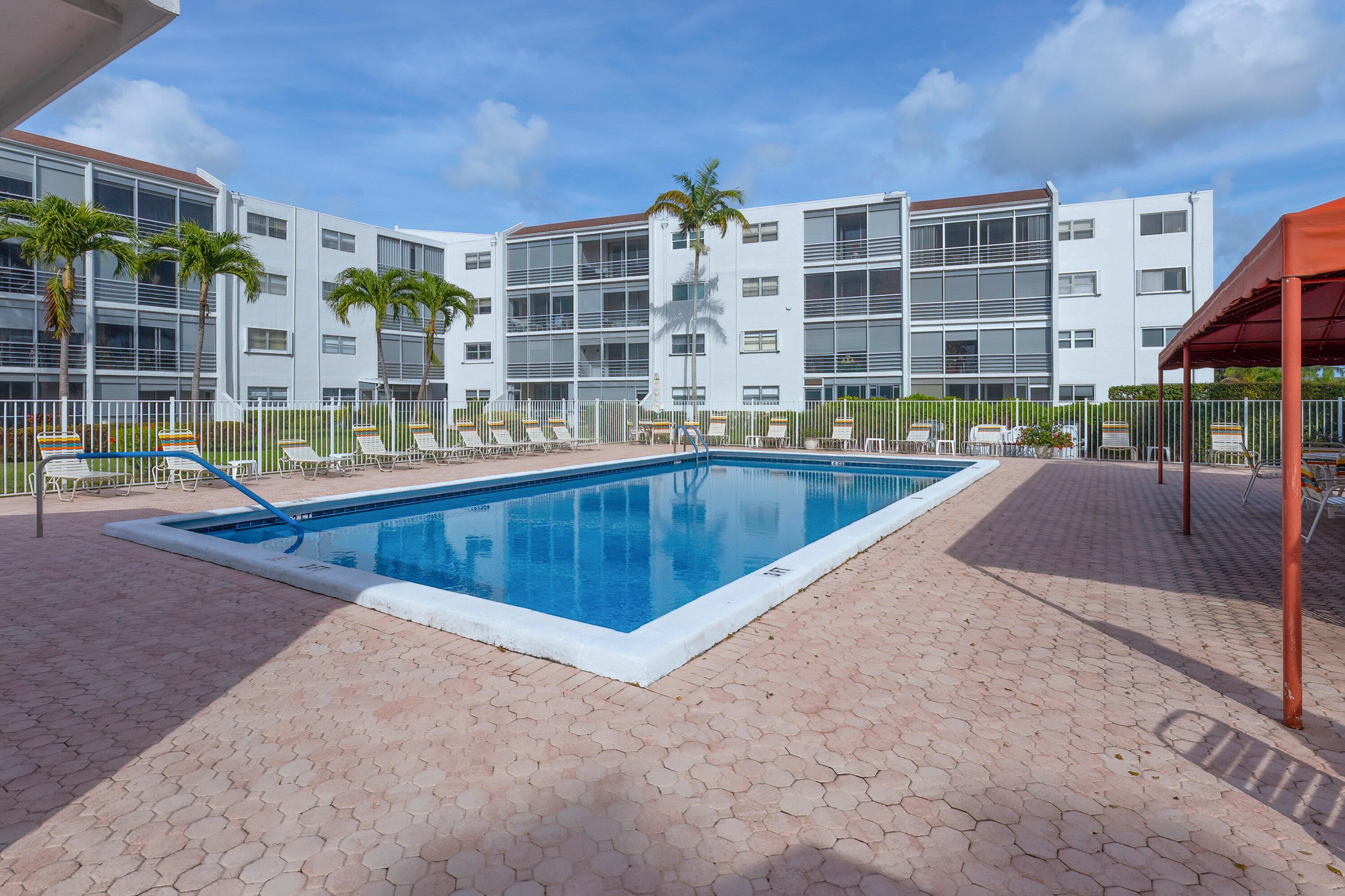 CARLISLE AT POINCIANA CONDO - Residential