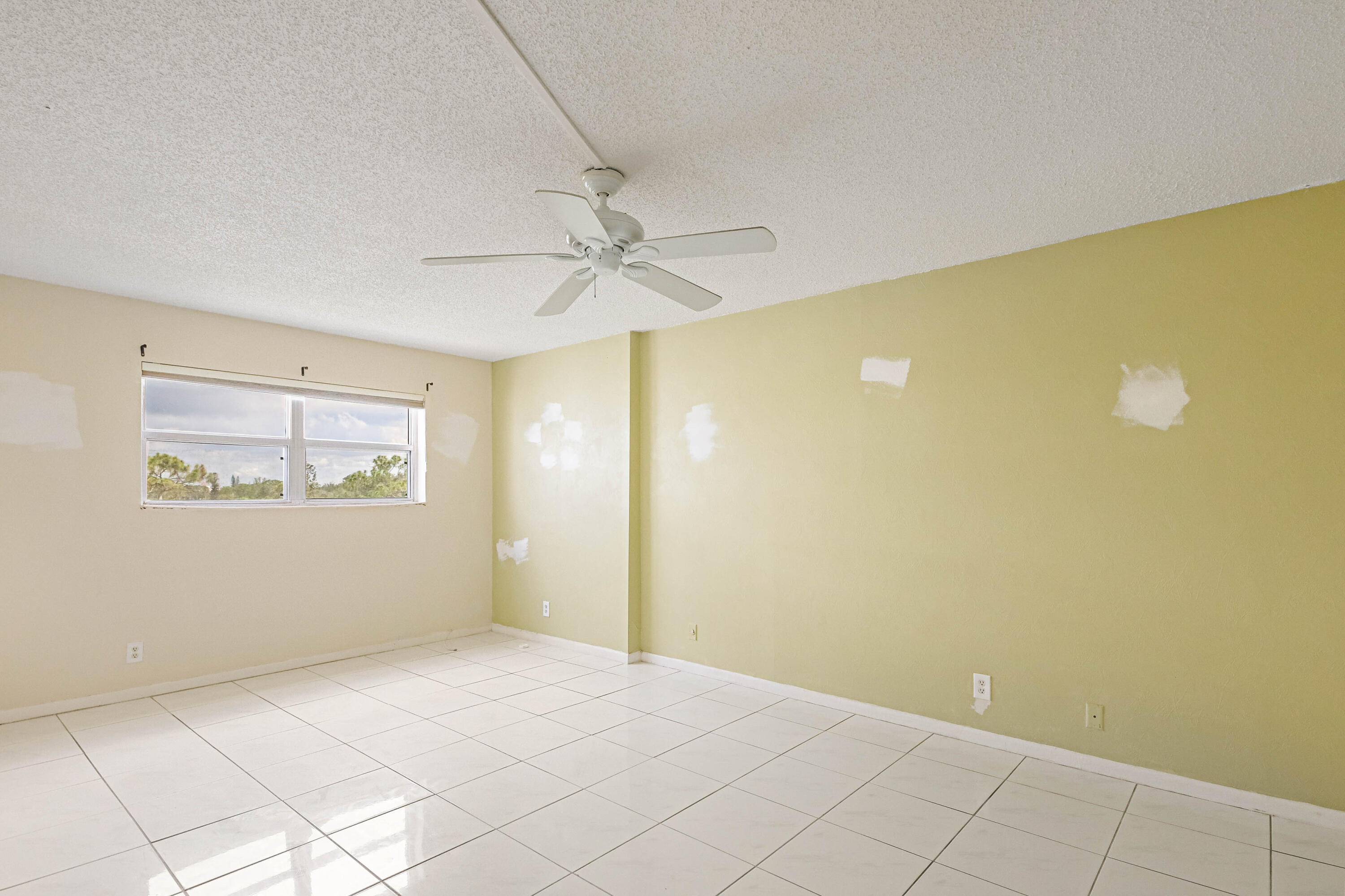 CARLISLE AT POINCIANA CONDO - Residential