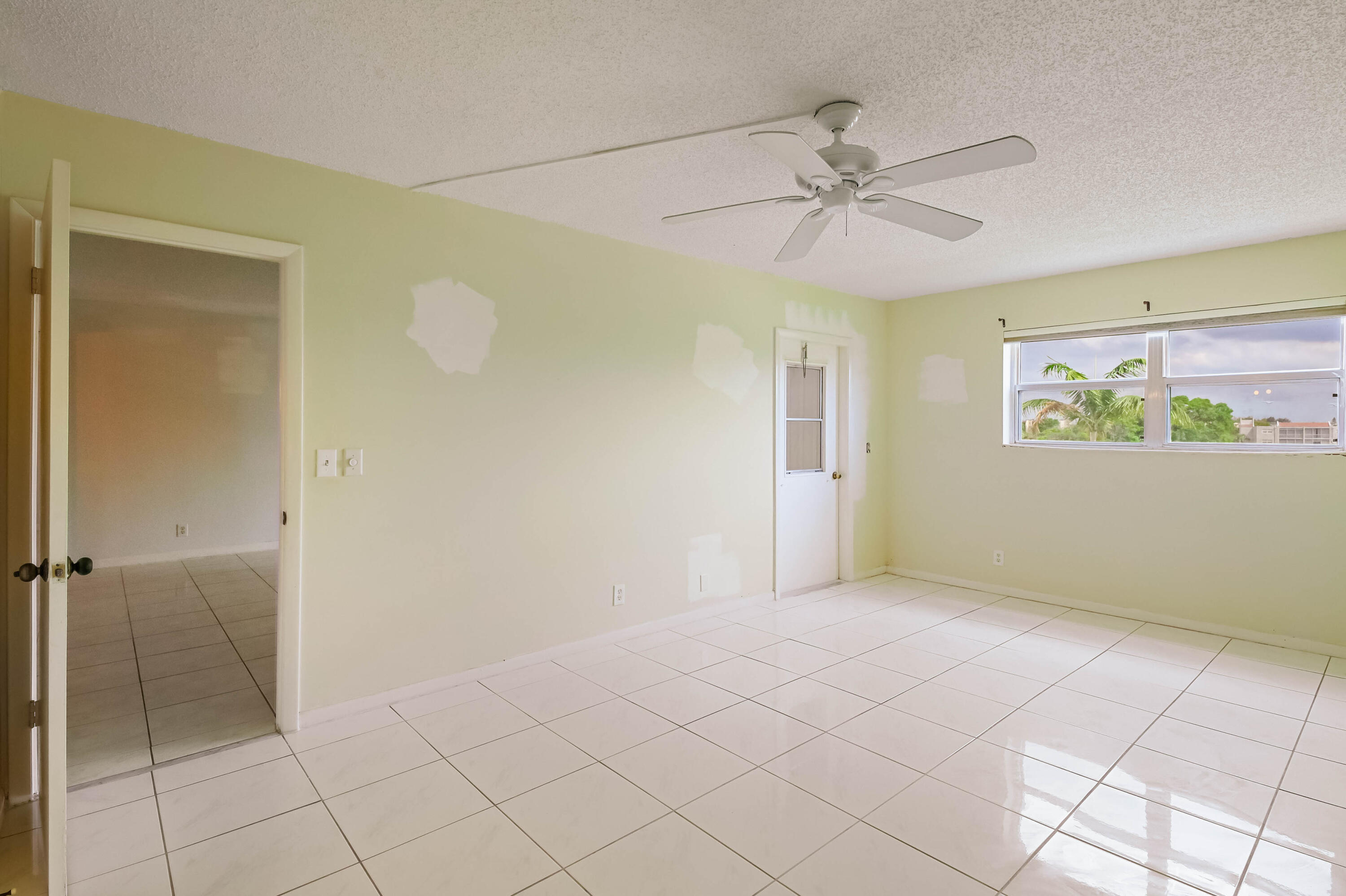 CARLISLE AT POINCIANA CONDO - Residential