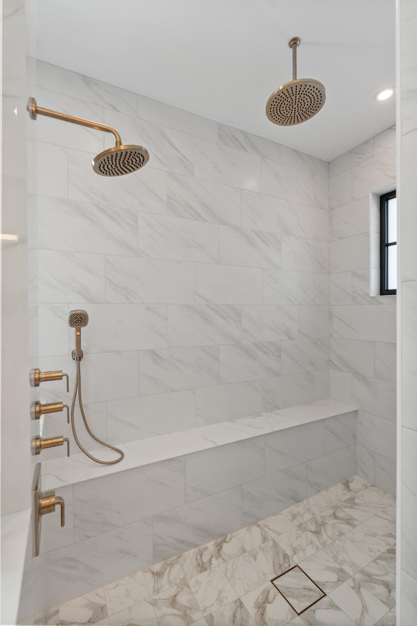 RIO VISTA C J HECTORS RESUB - Residential