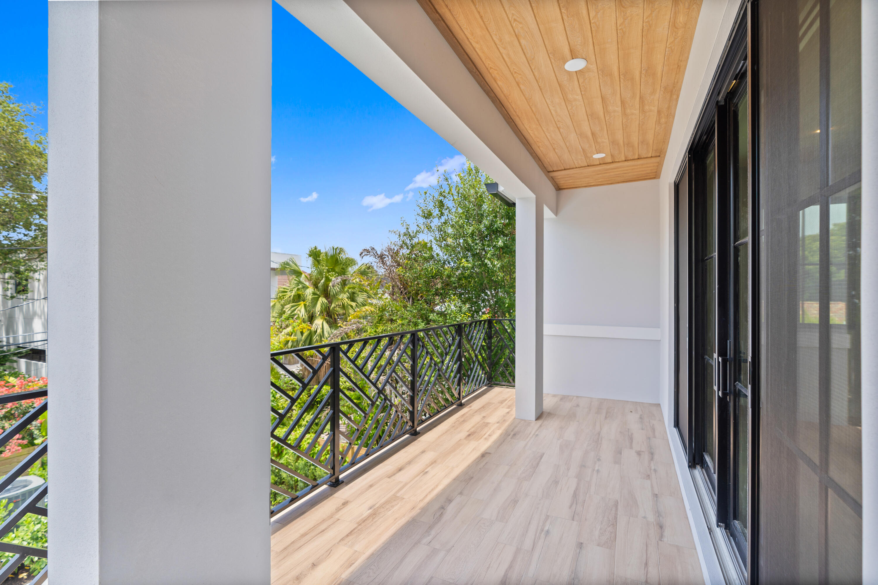 RIO VISTA C J HECTORS RESUB - Residential
