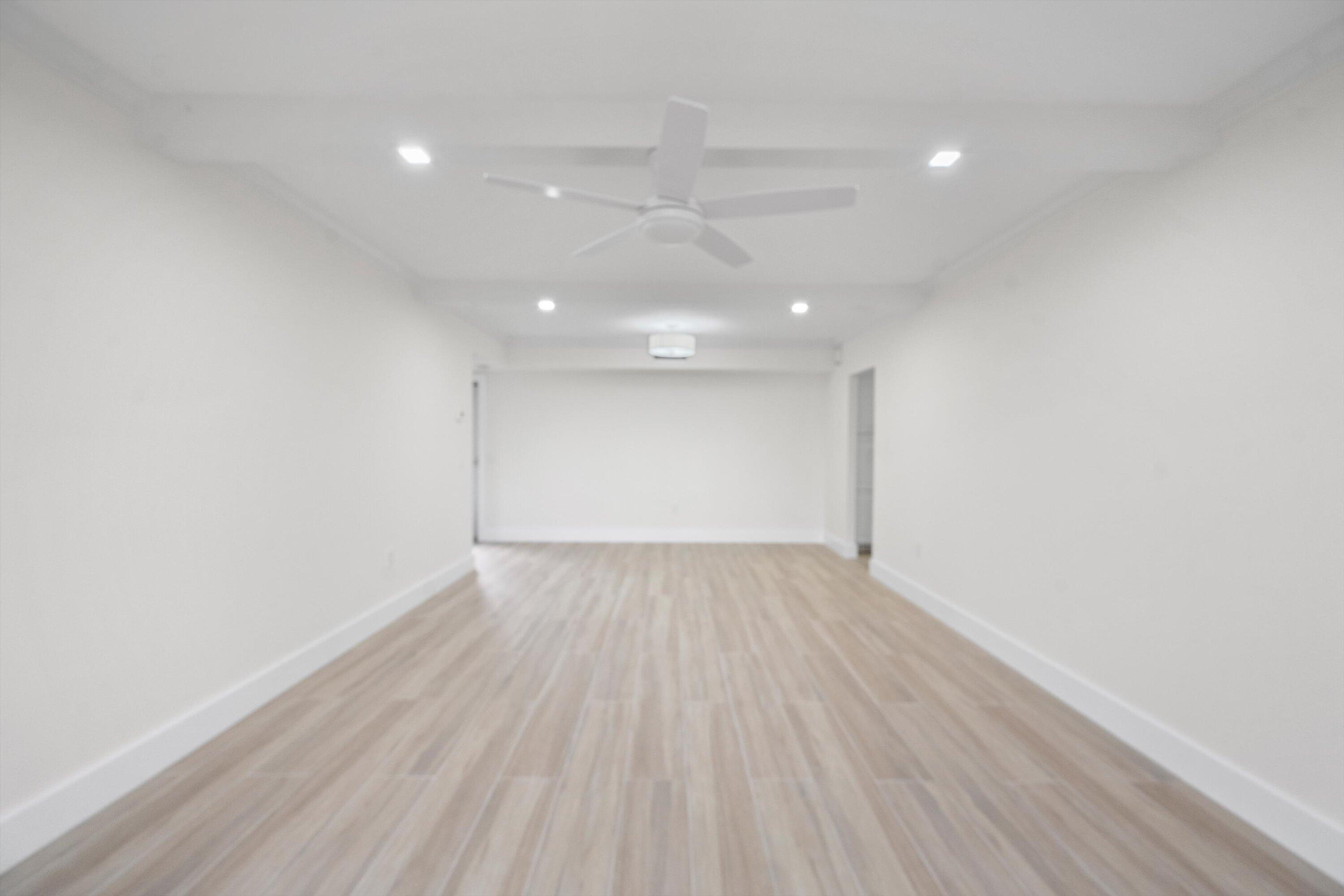 OCEAN VILLAS CONDO APTS - Residential