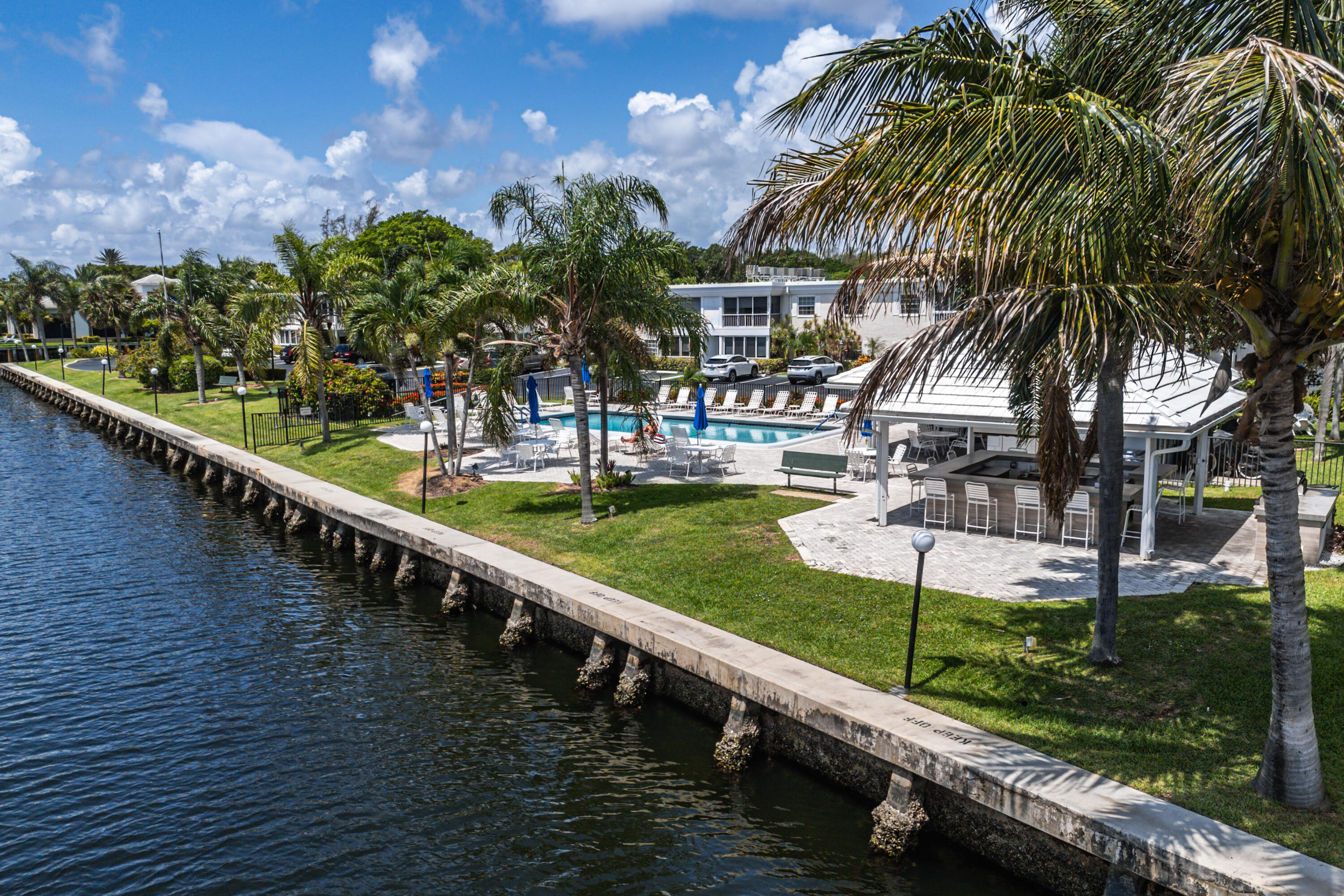 BAY COLONY CLUB CONDO - Residential