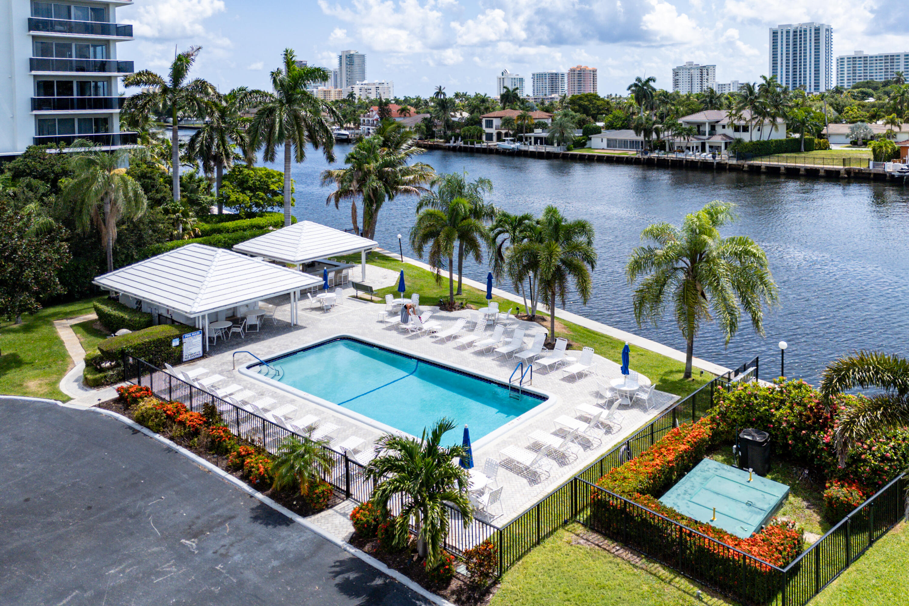 BAY COLONY CLUB CONDO - Residential