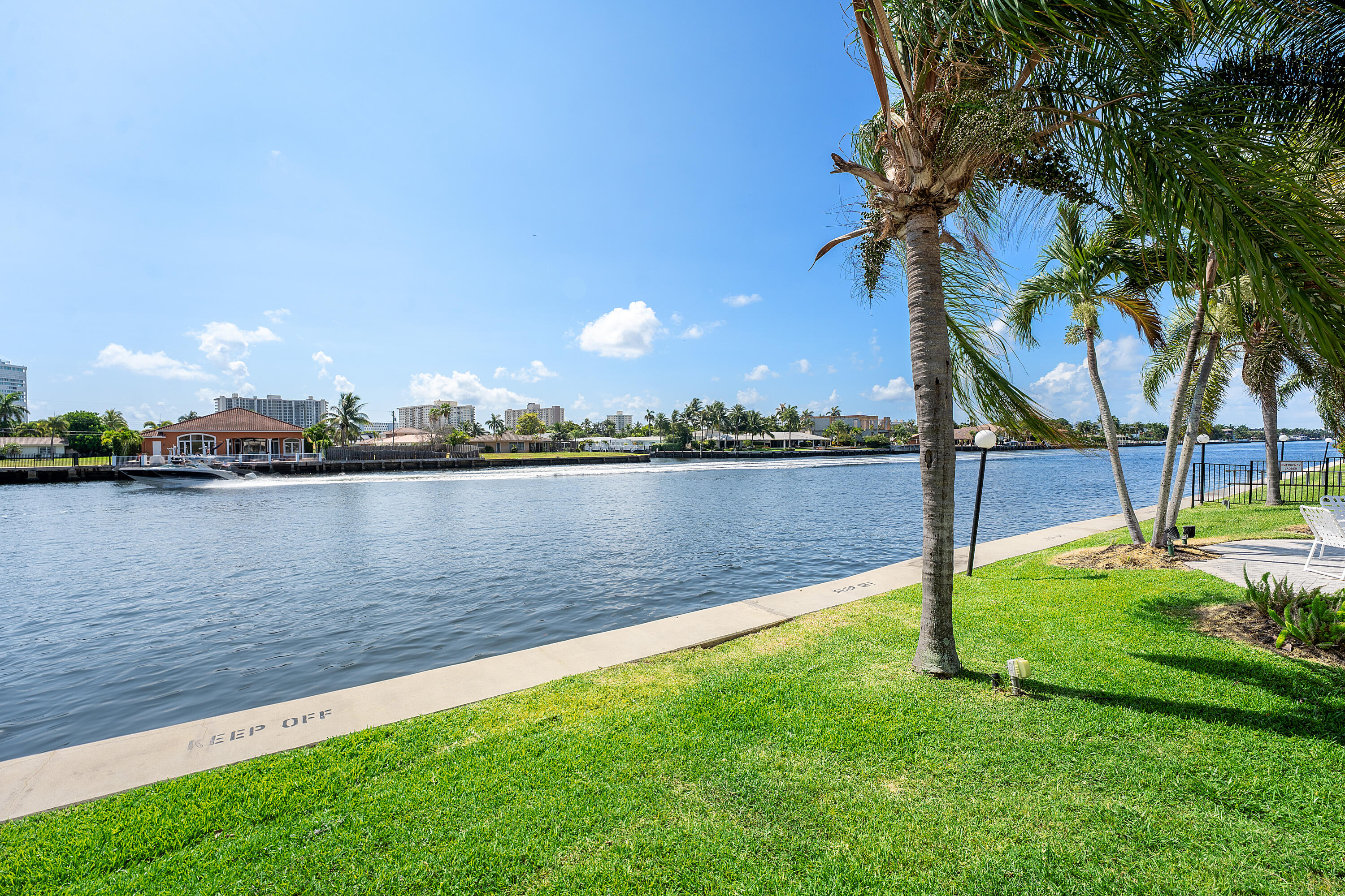 BAY COLONY CLUB CONDO - Residential