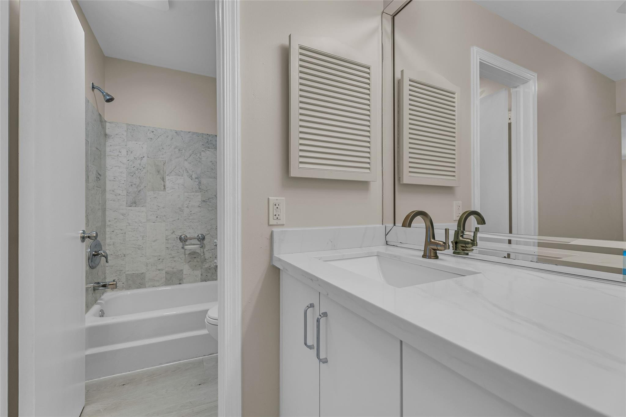 BAY COLONY CLUB CONDO - Residential