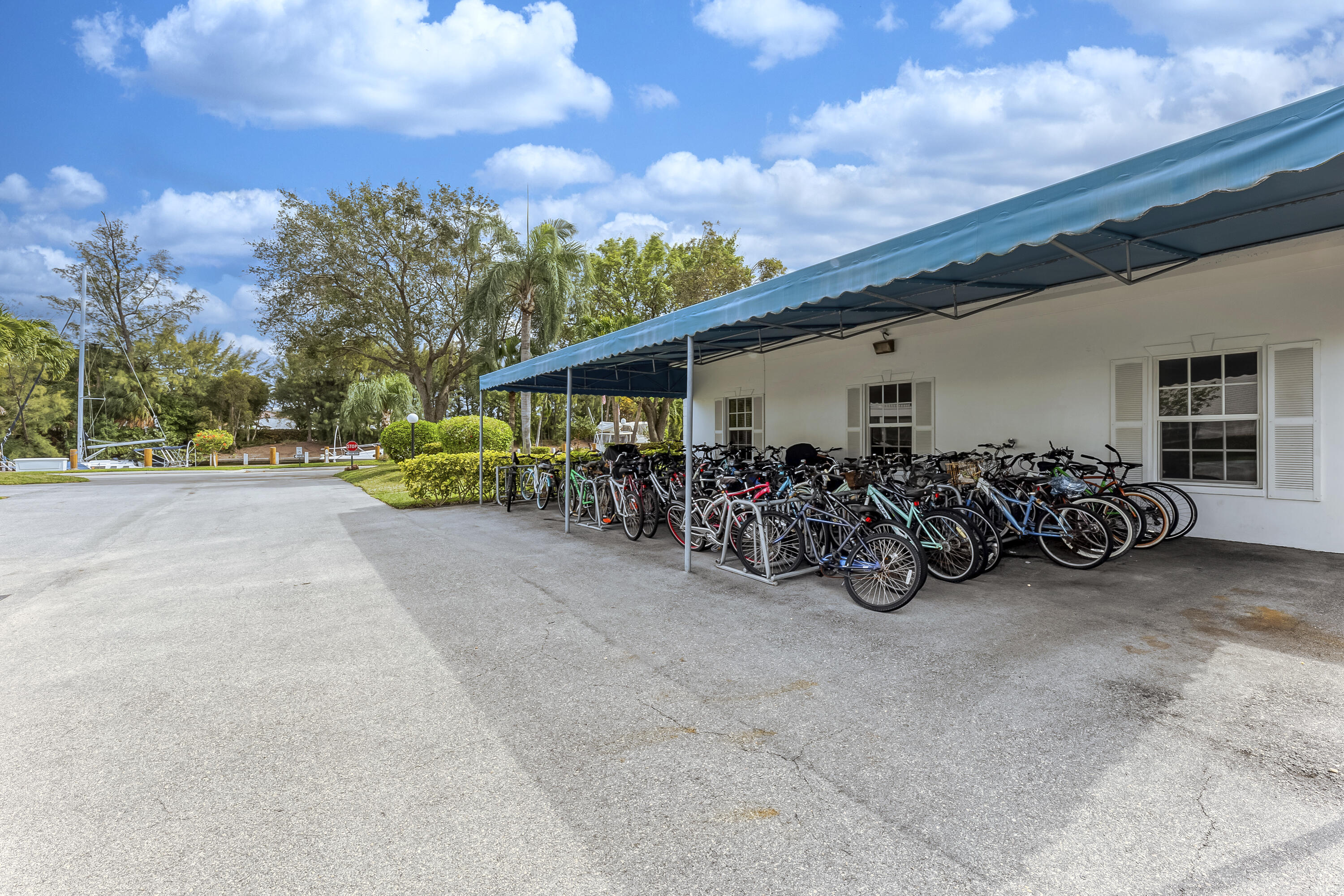 BAY COLONY CLUB CONDO - Residential