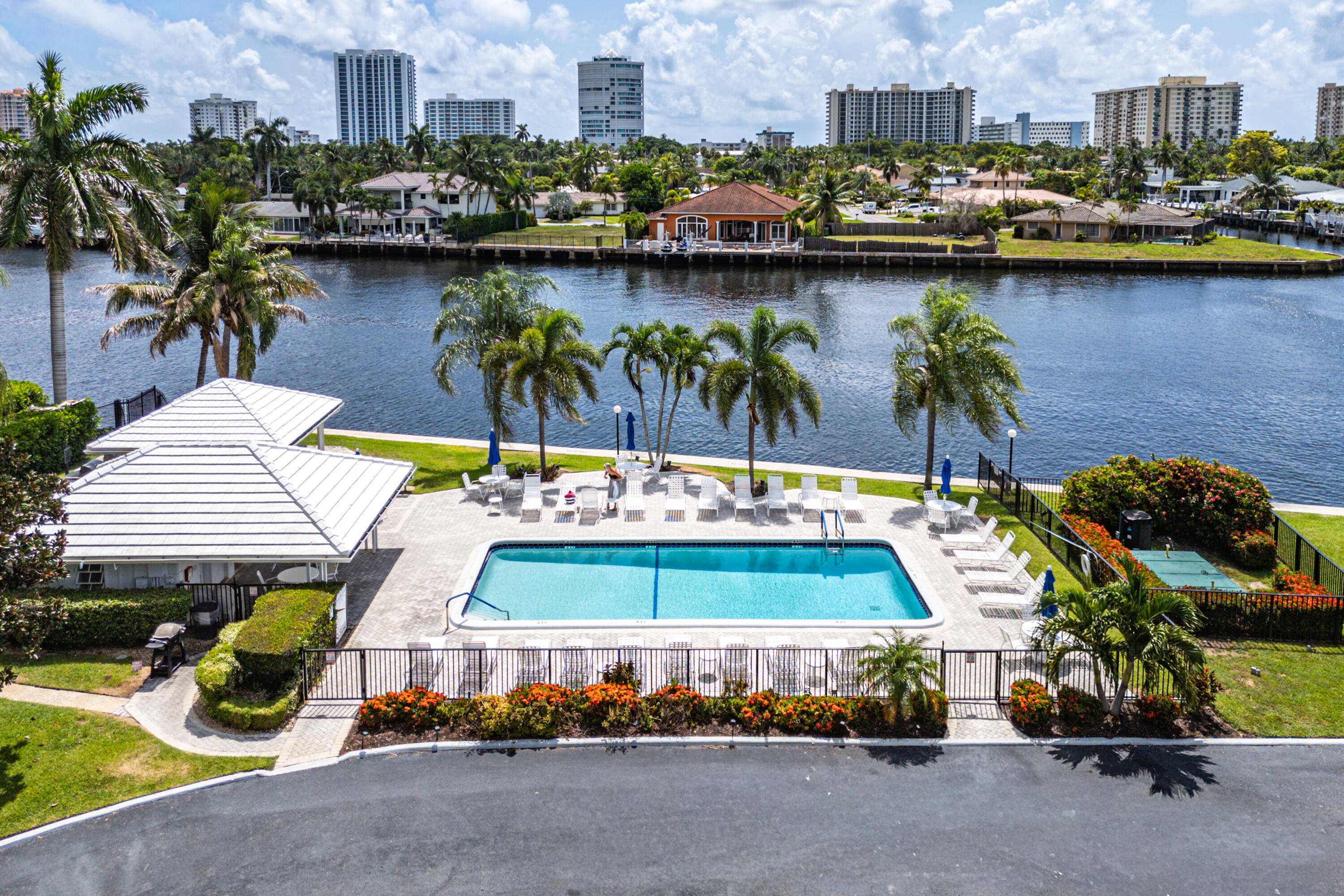 BAY COLONY CLUB CONDO - Residential