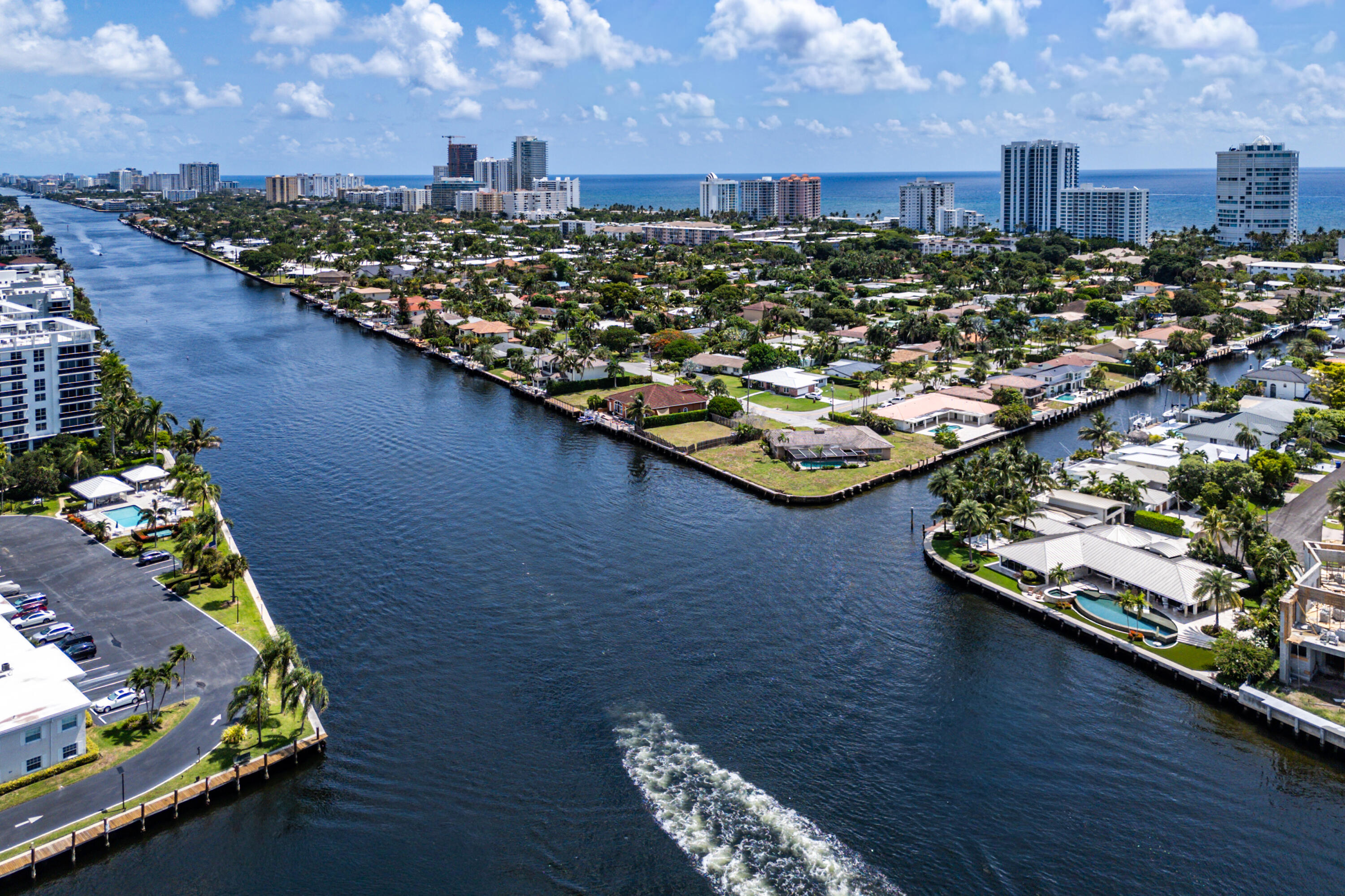 BAY COLONY CLUB CONDO - Residential