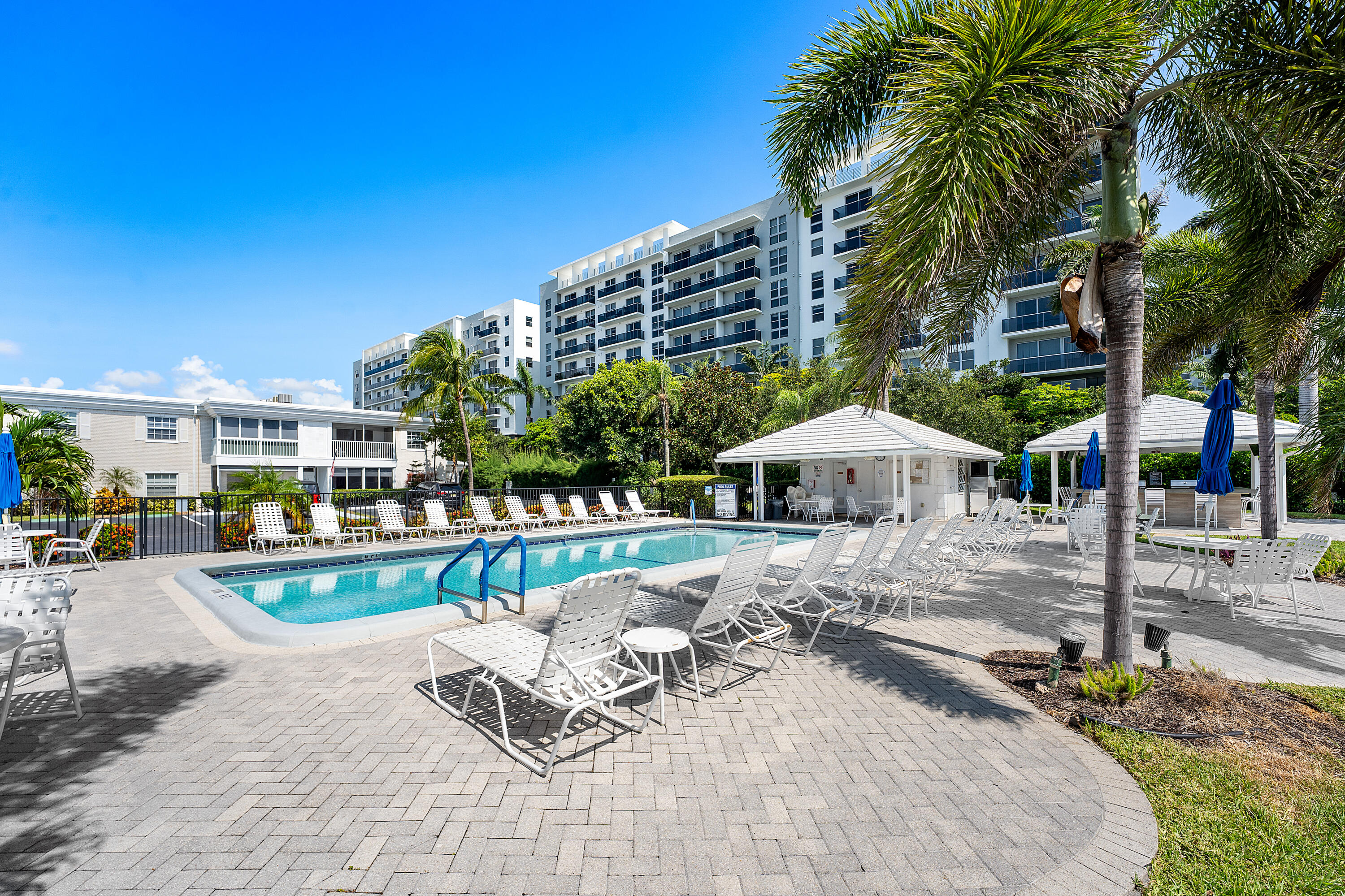 BAY COLONY CLUB CONDO - Residential