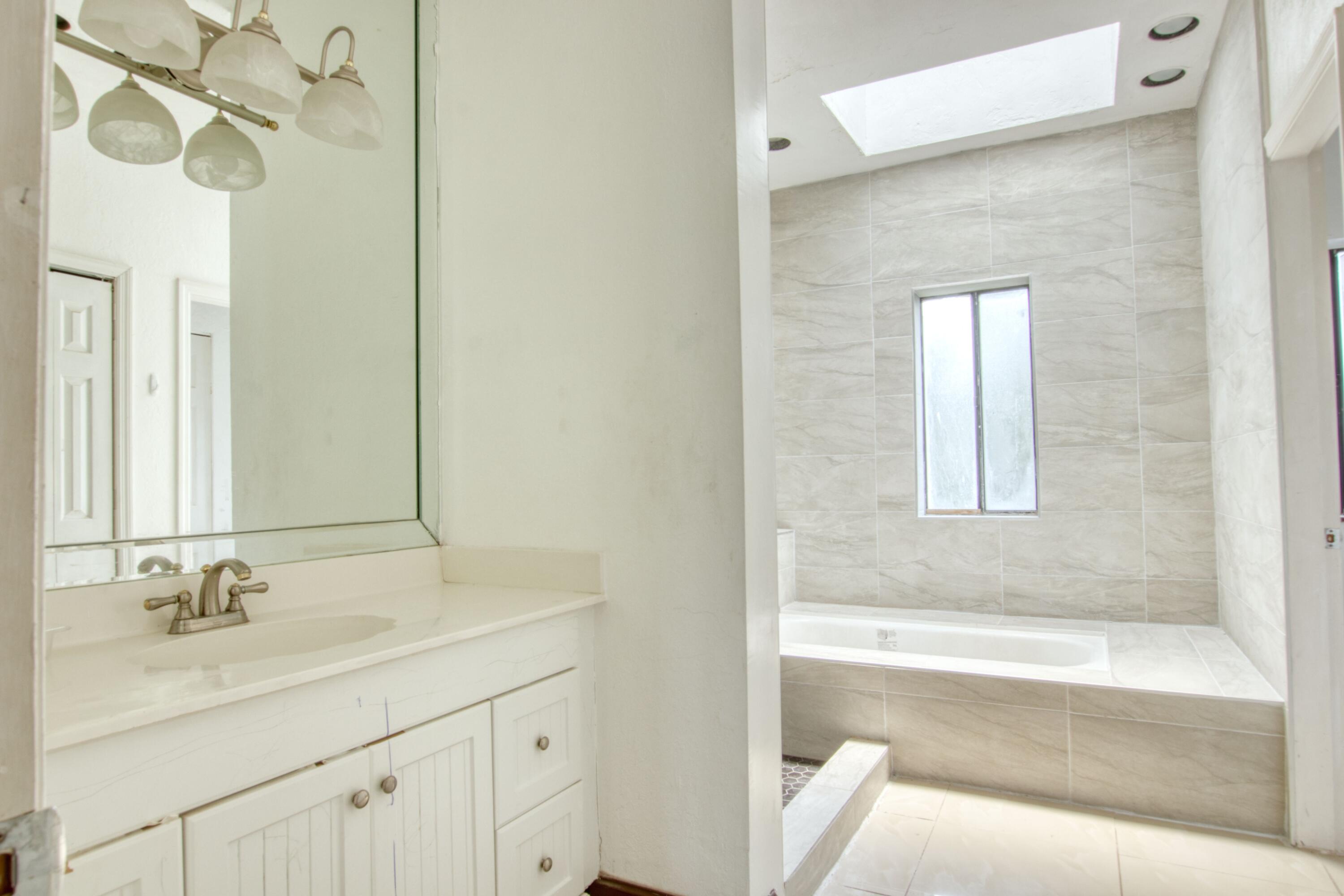 FOUNTAINS OF PALM BEACH CONDO 6 - Residential Lease