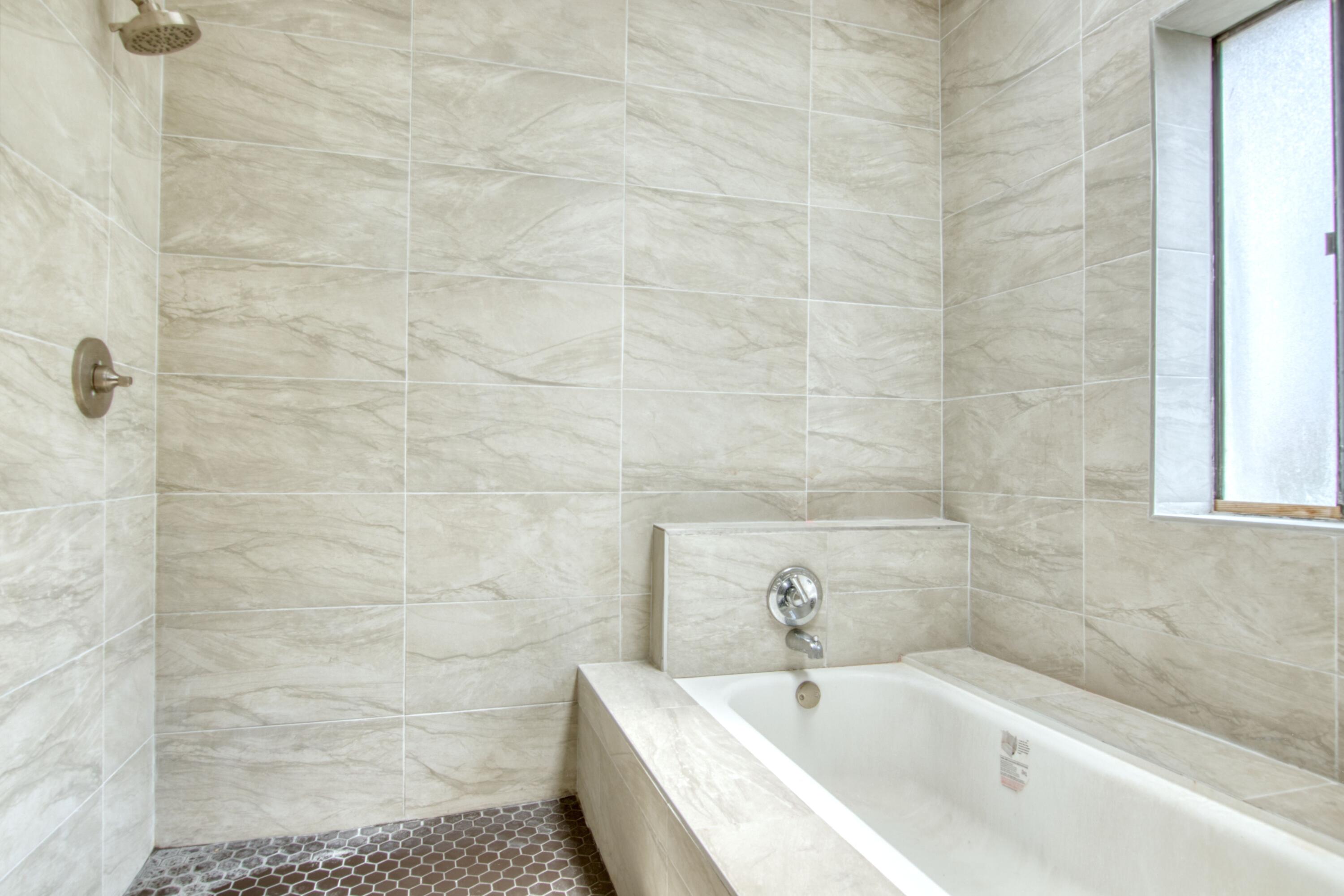 FOUNTAINS OF PALM BEACH CONDO 6 - Residential Lease