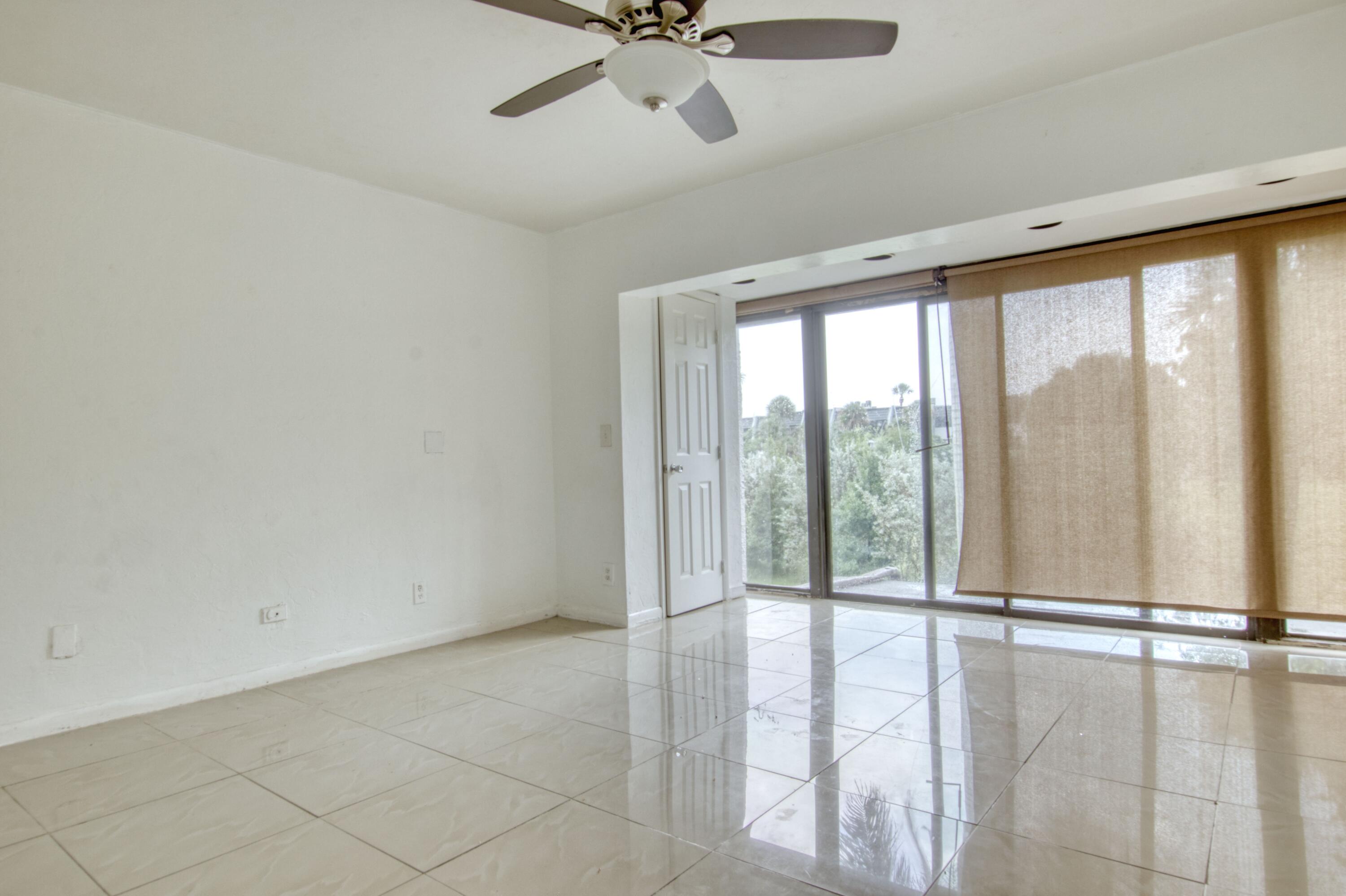 FOUNTAINS OF PALM BEACH CONDO 6 - Residential Lease