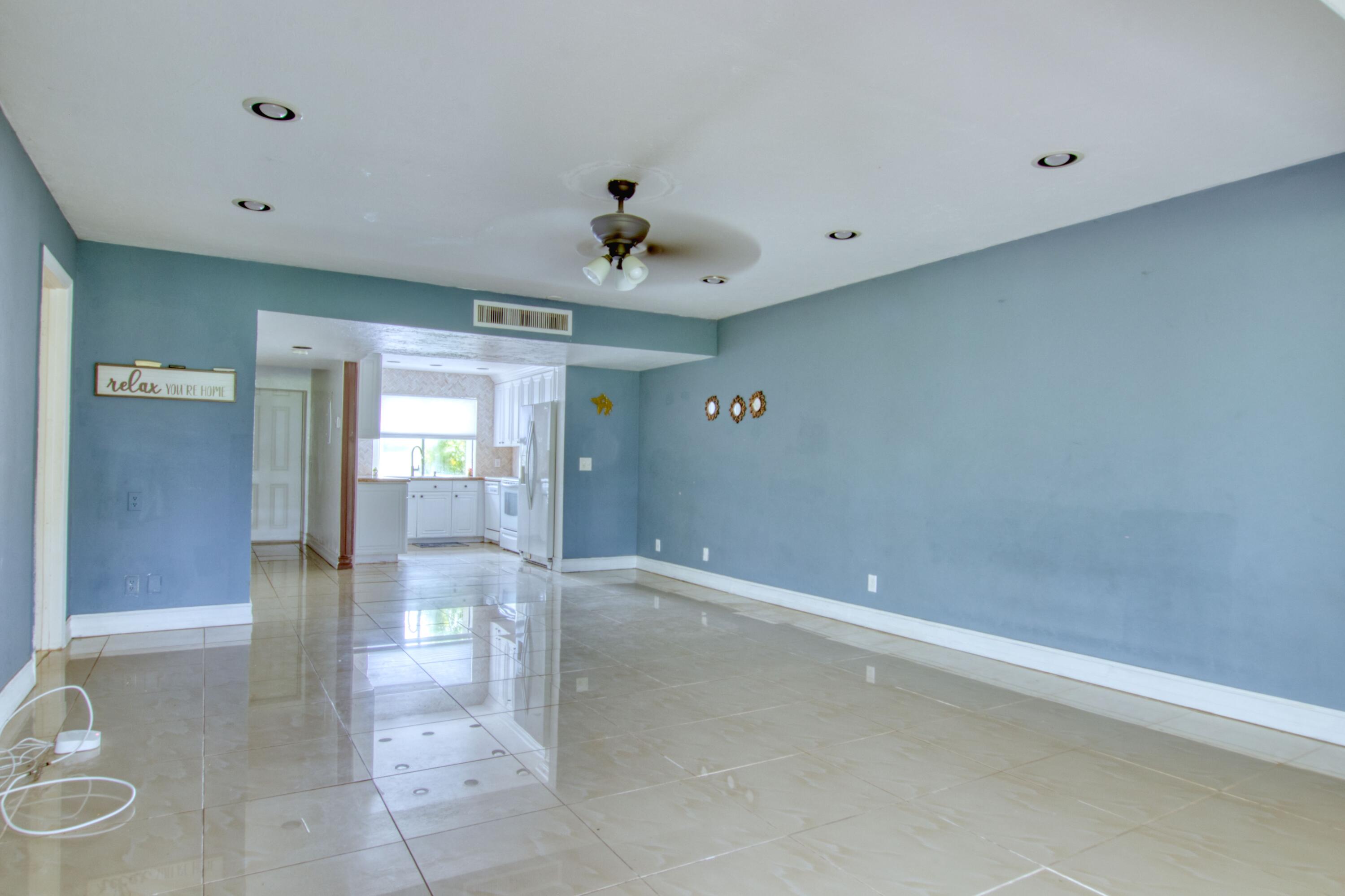 FOUNTAINS OF PALM BEACH CONDO 6 - Residential Lease