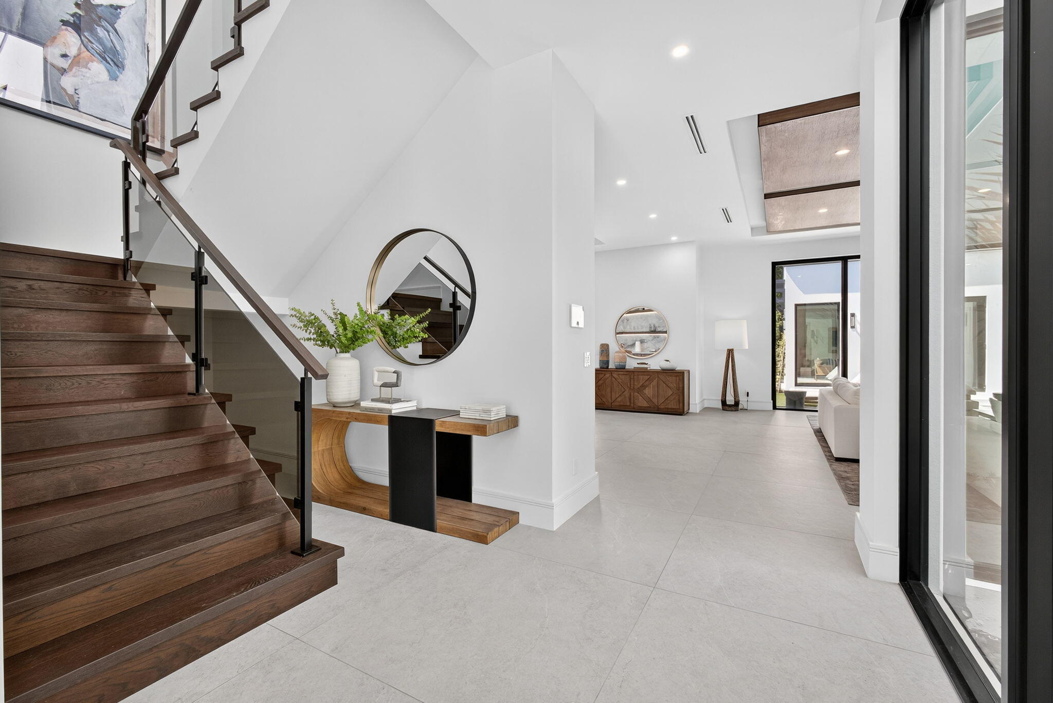 LAKEWOOD - Residential