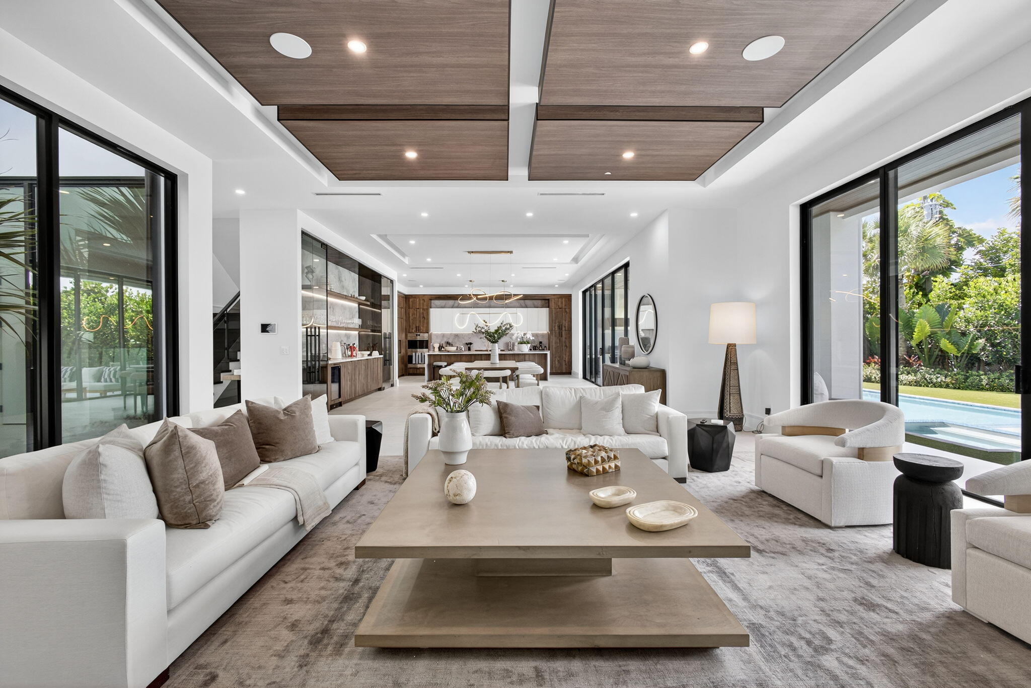 LAKEWOOD - Residential