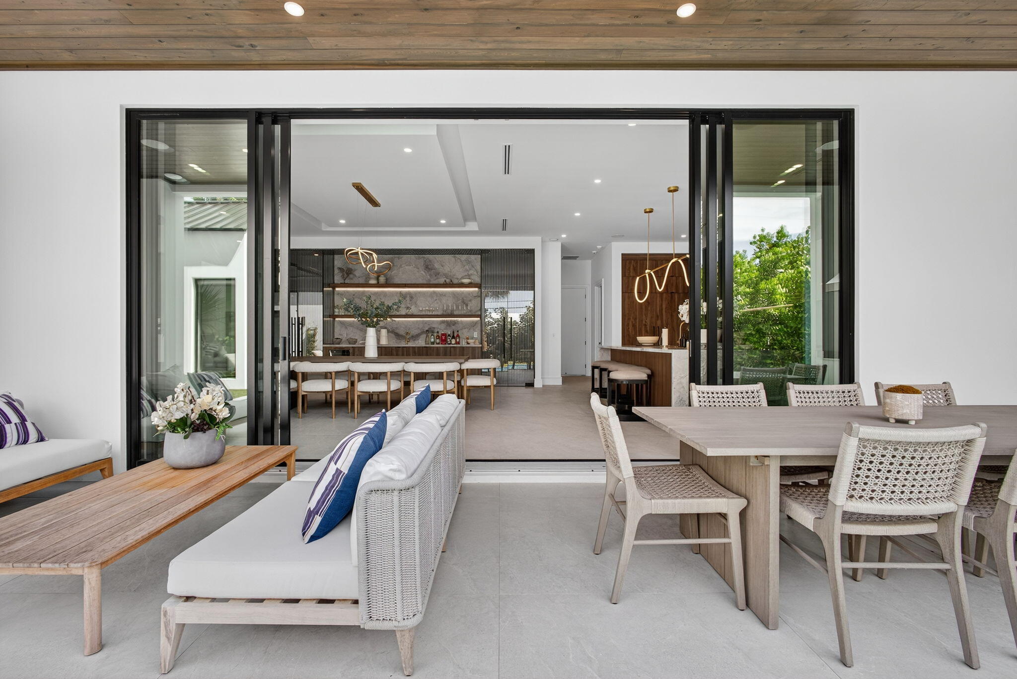 LAKEWOOD - Residential