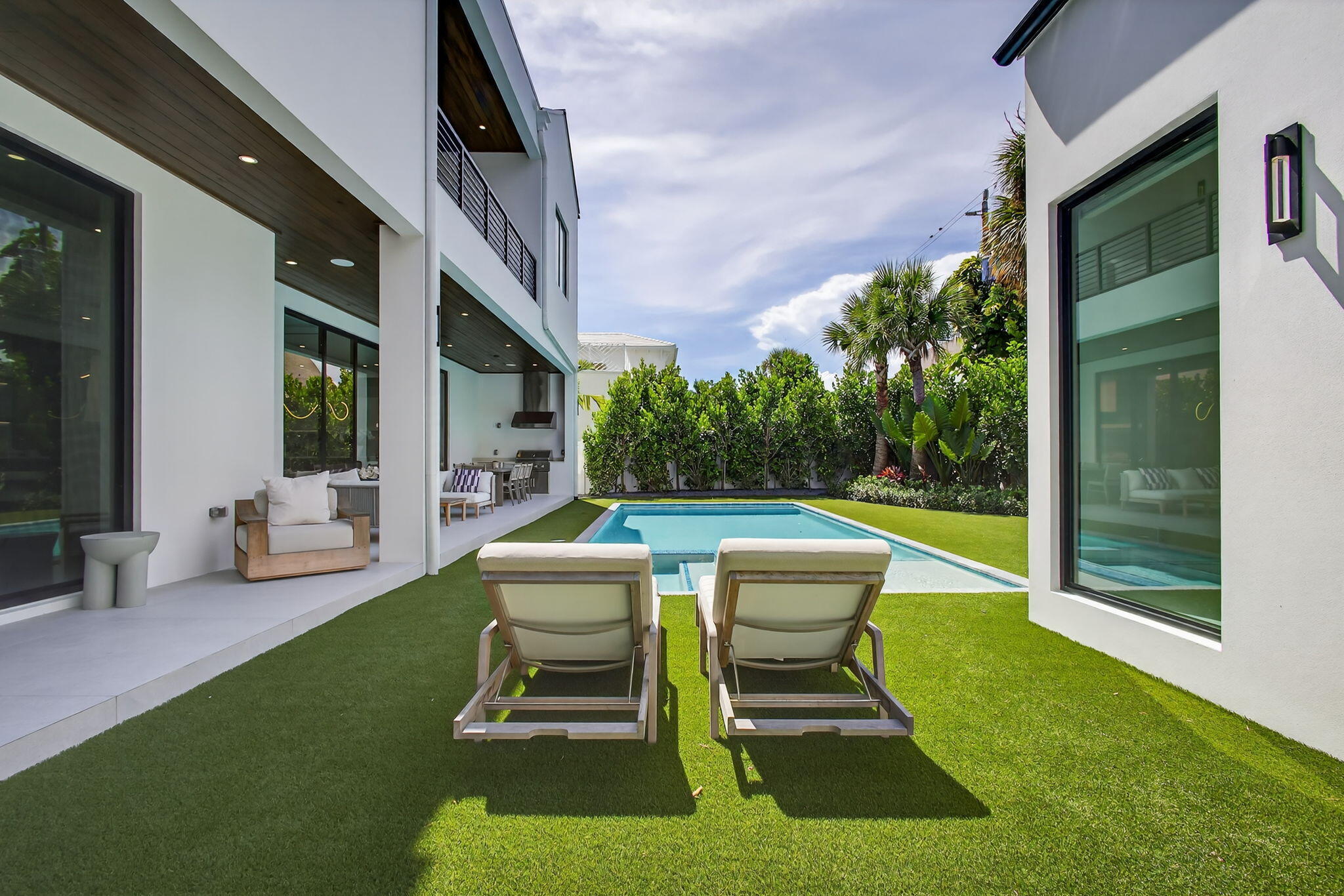 LAKEWOOD - Residential