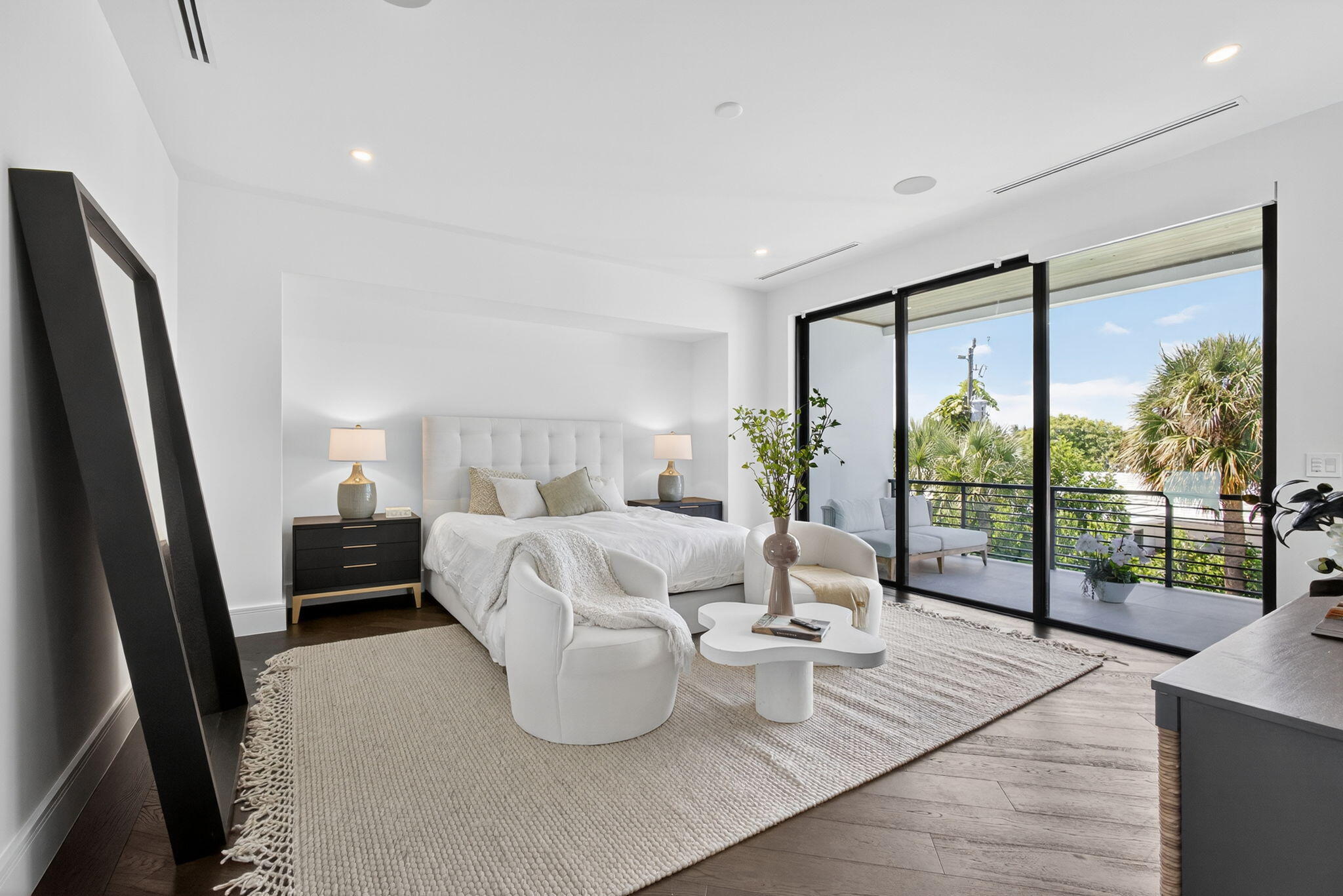 LAKEWOOD - Residential
