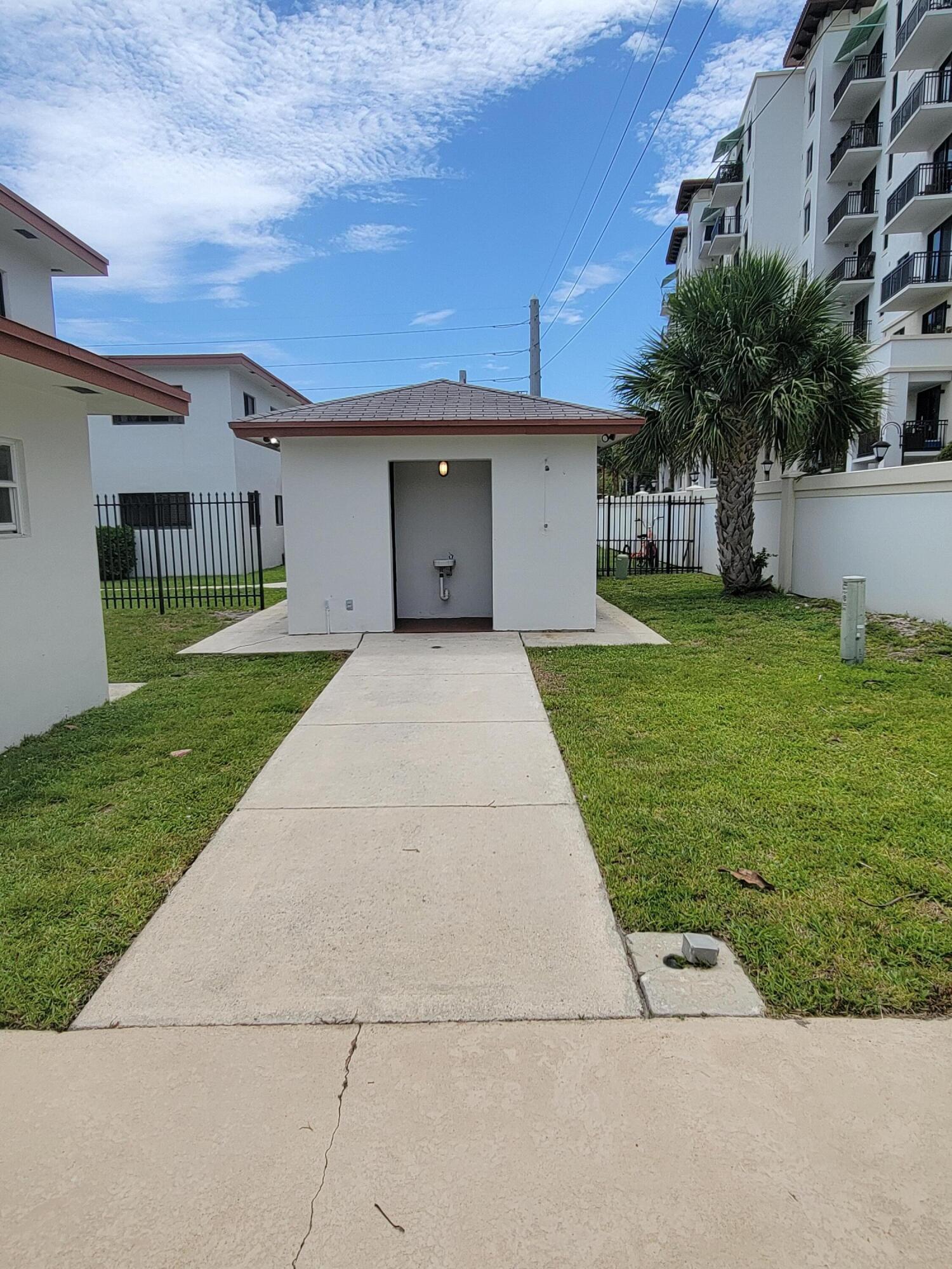 CAMINO NORTH CONDO - Residential
