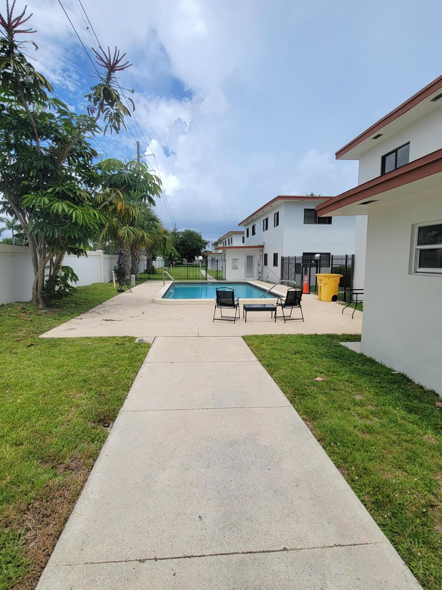 CAMINO NORTH CONDO - Residential