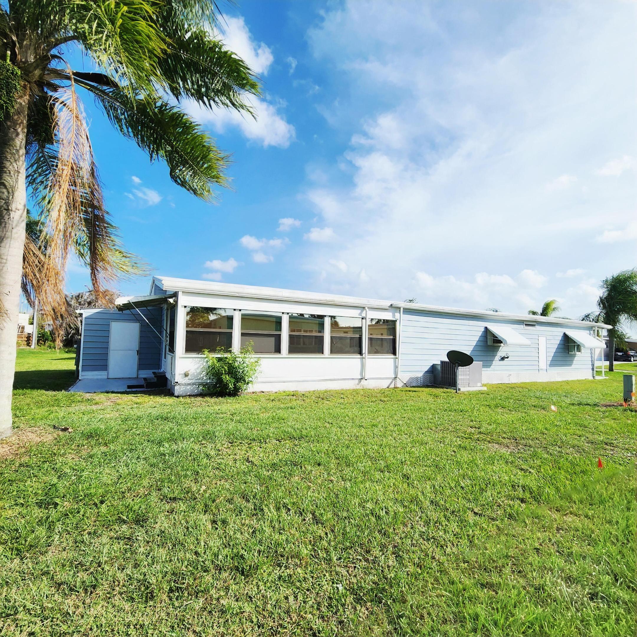 Spanish Lakes Riverfront - Residential