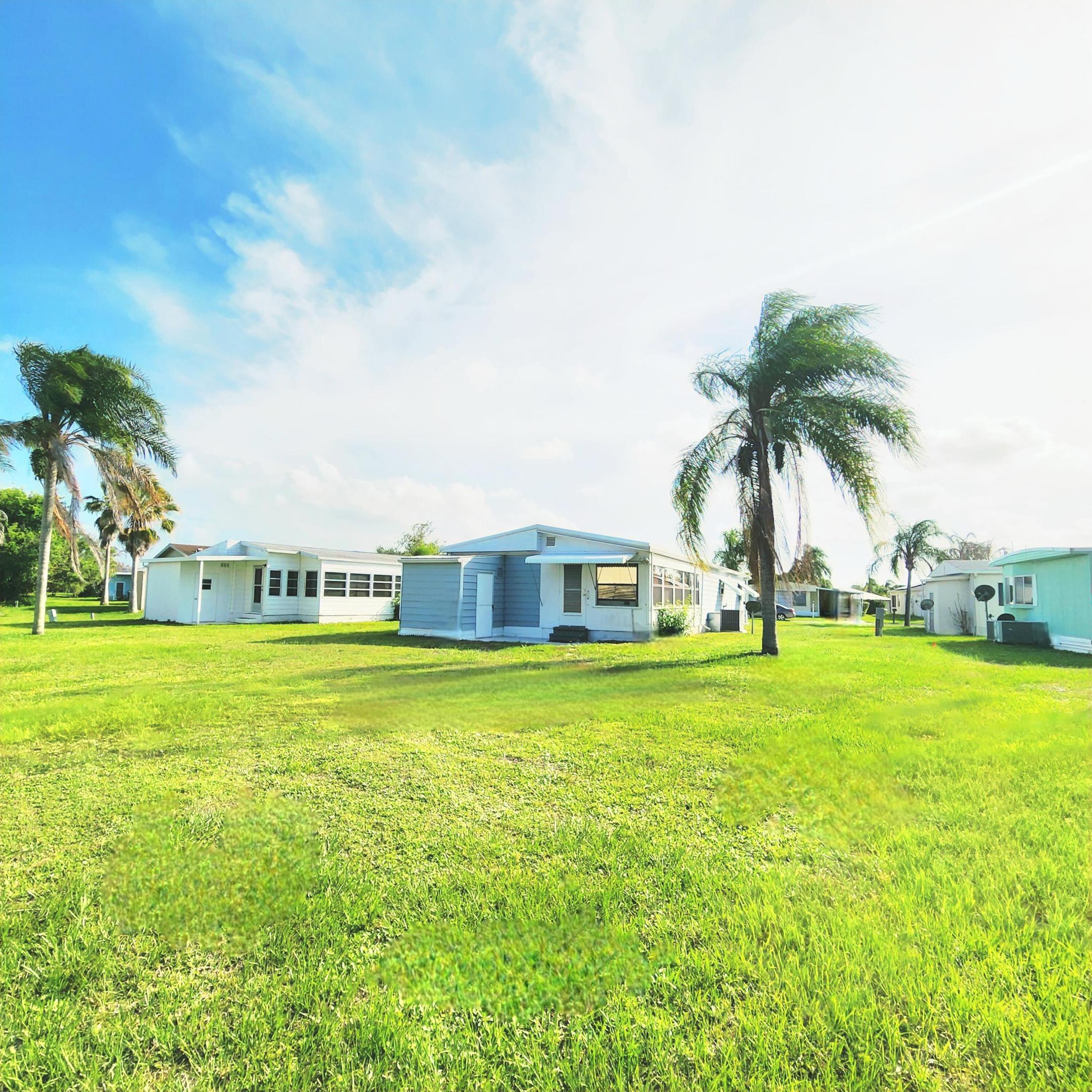 Spanish Lakes Riverfront - Residential