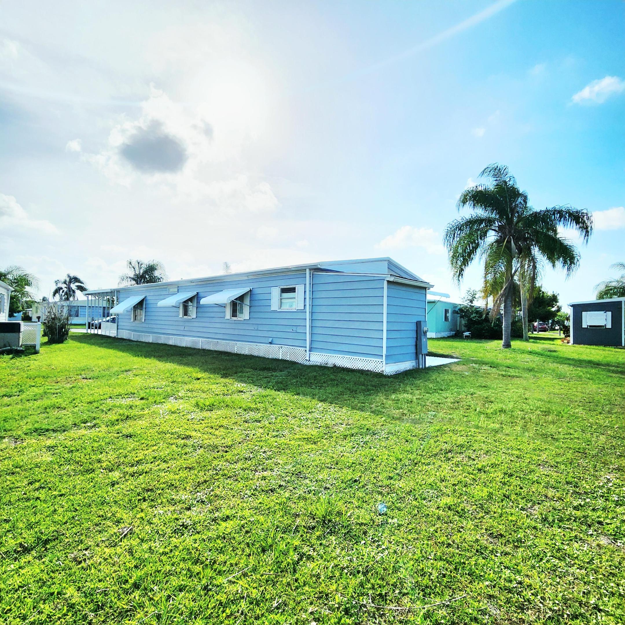 Spanish Lakes Riverfront - Residential