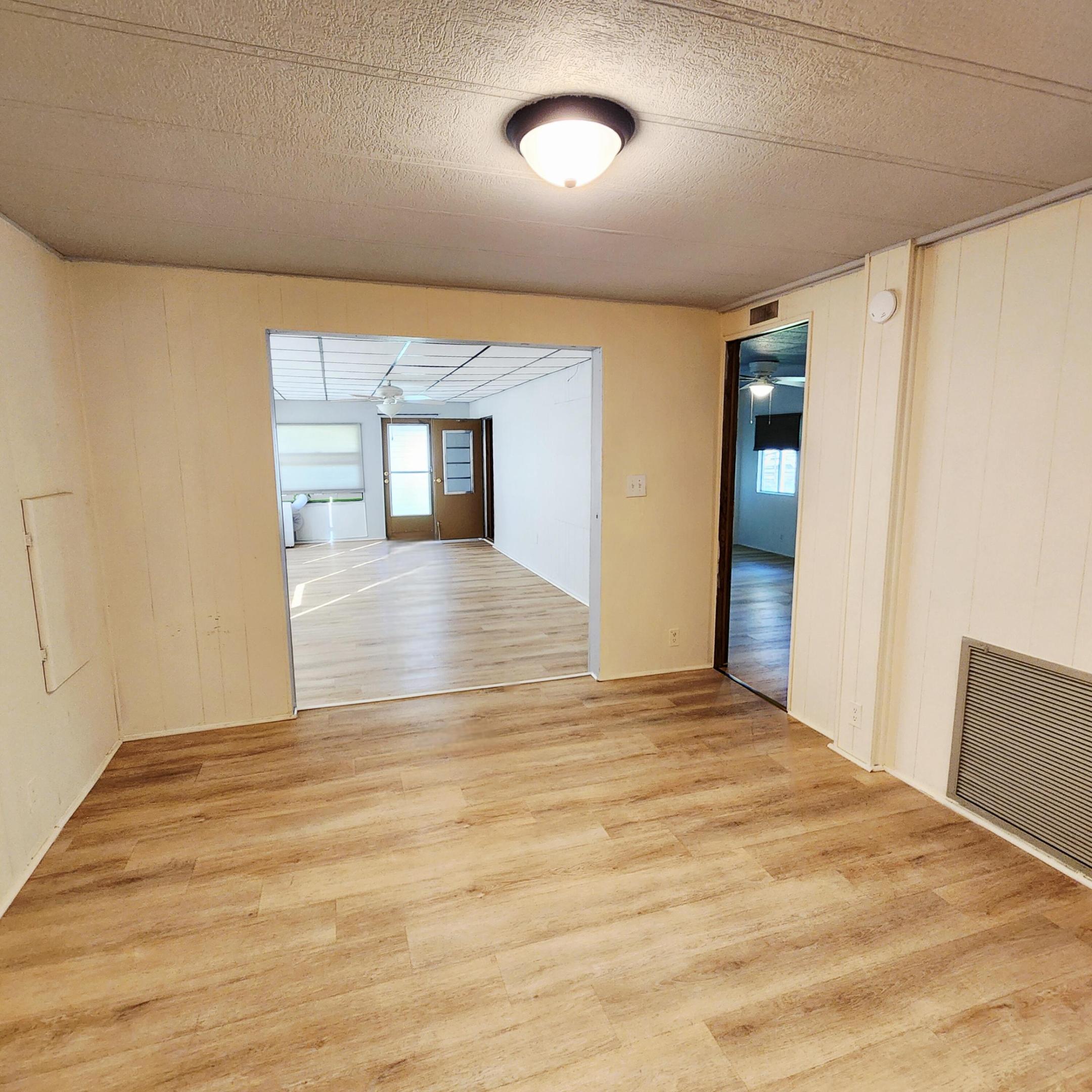Spanish Lakes Riverfront - Residential