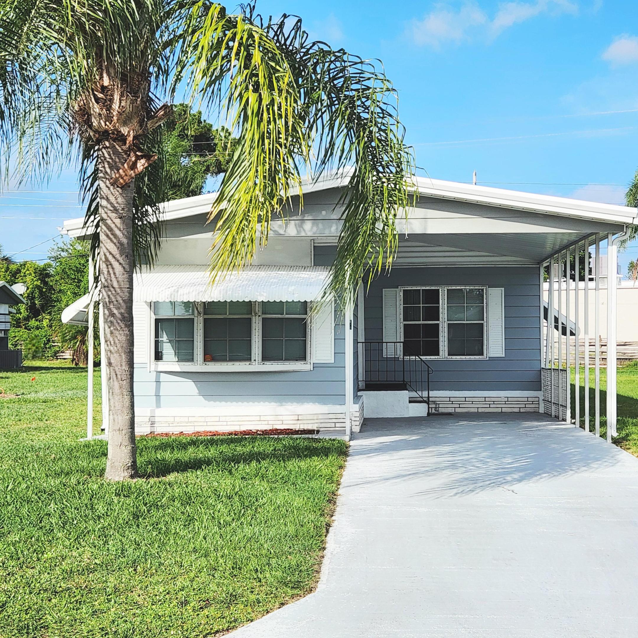 Spanish Lakes Riverfront - Residential