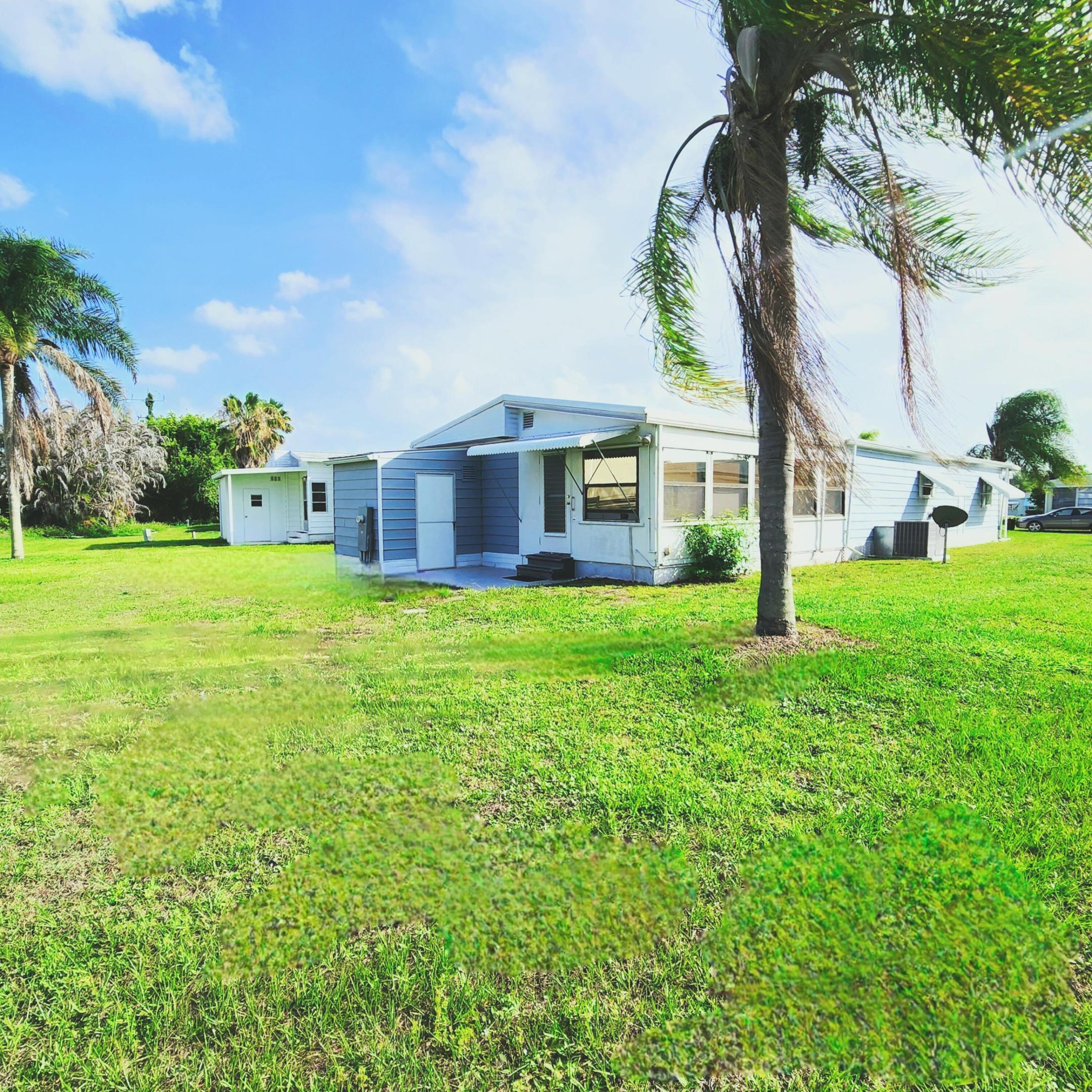 Spanish Lakes Riverfront - Residential