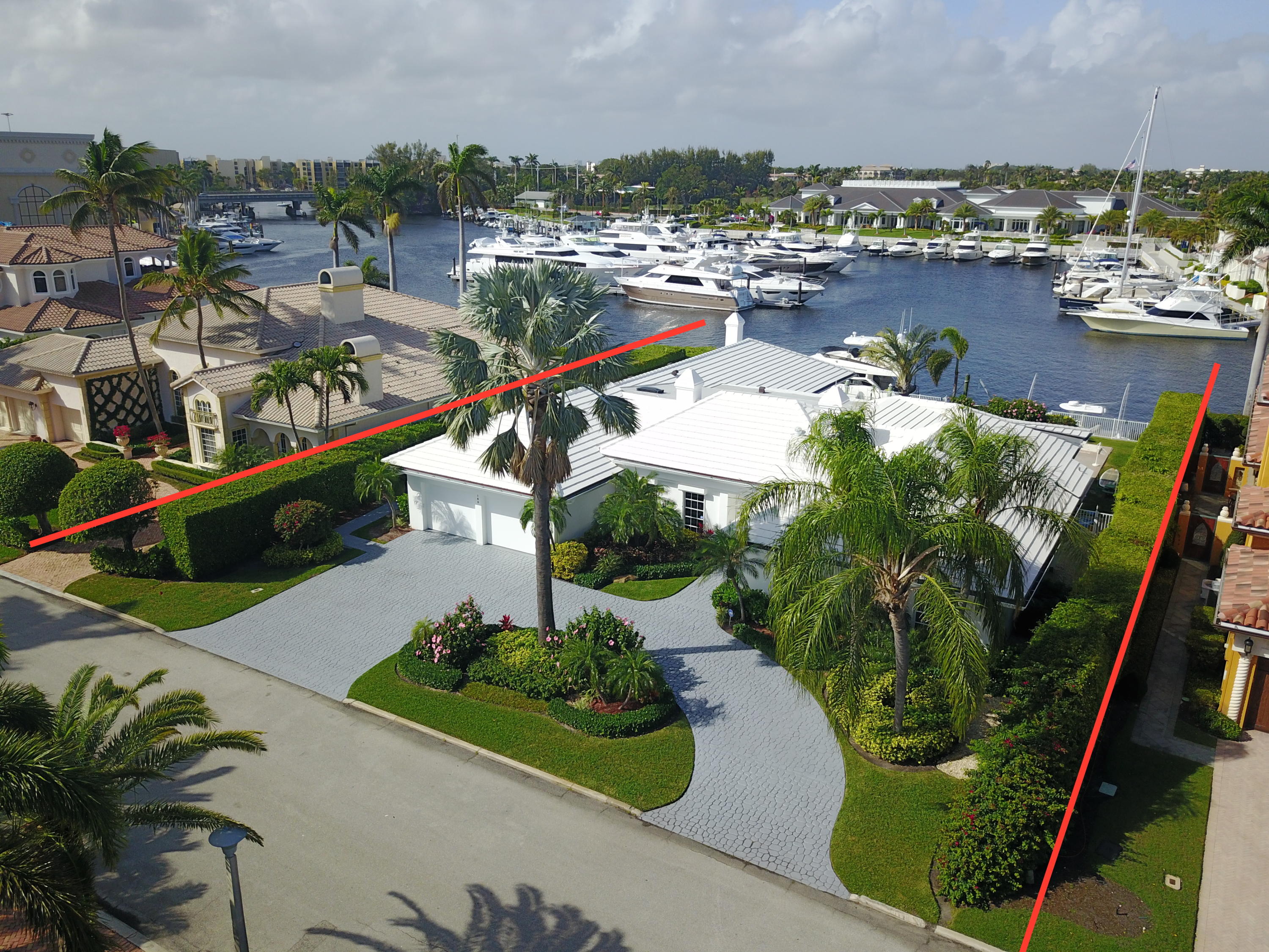 ROYAL PALM YACHT & COUNTRY CLUB - Residential