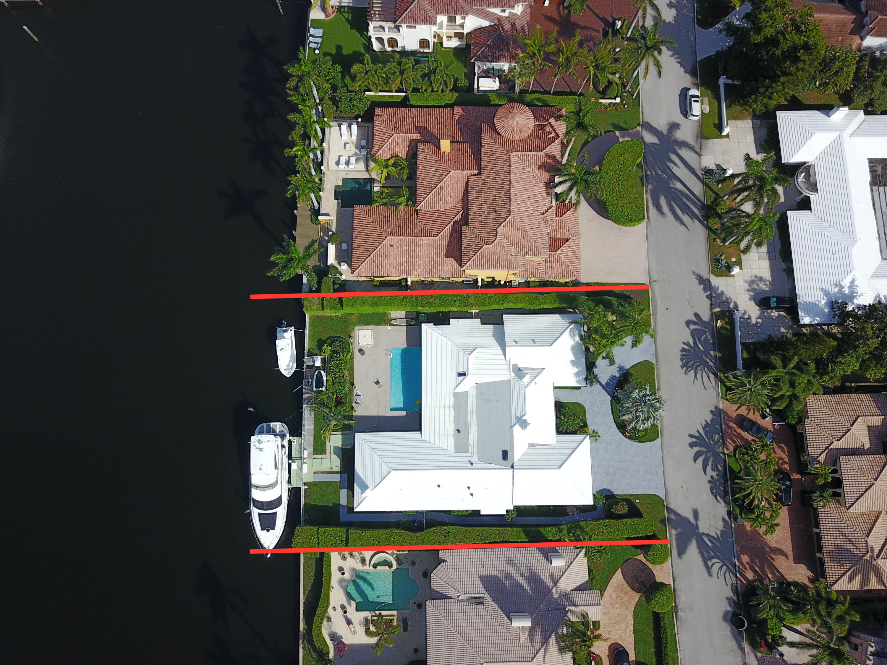 ROYAL PALM YACHT & COUNTRY CLUB - Residential