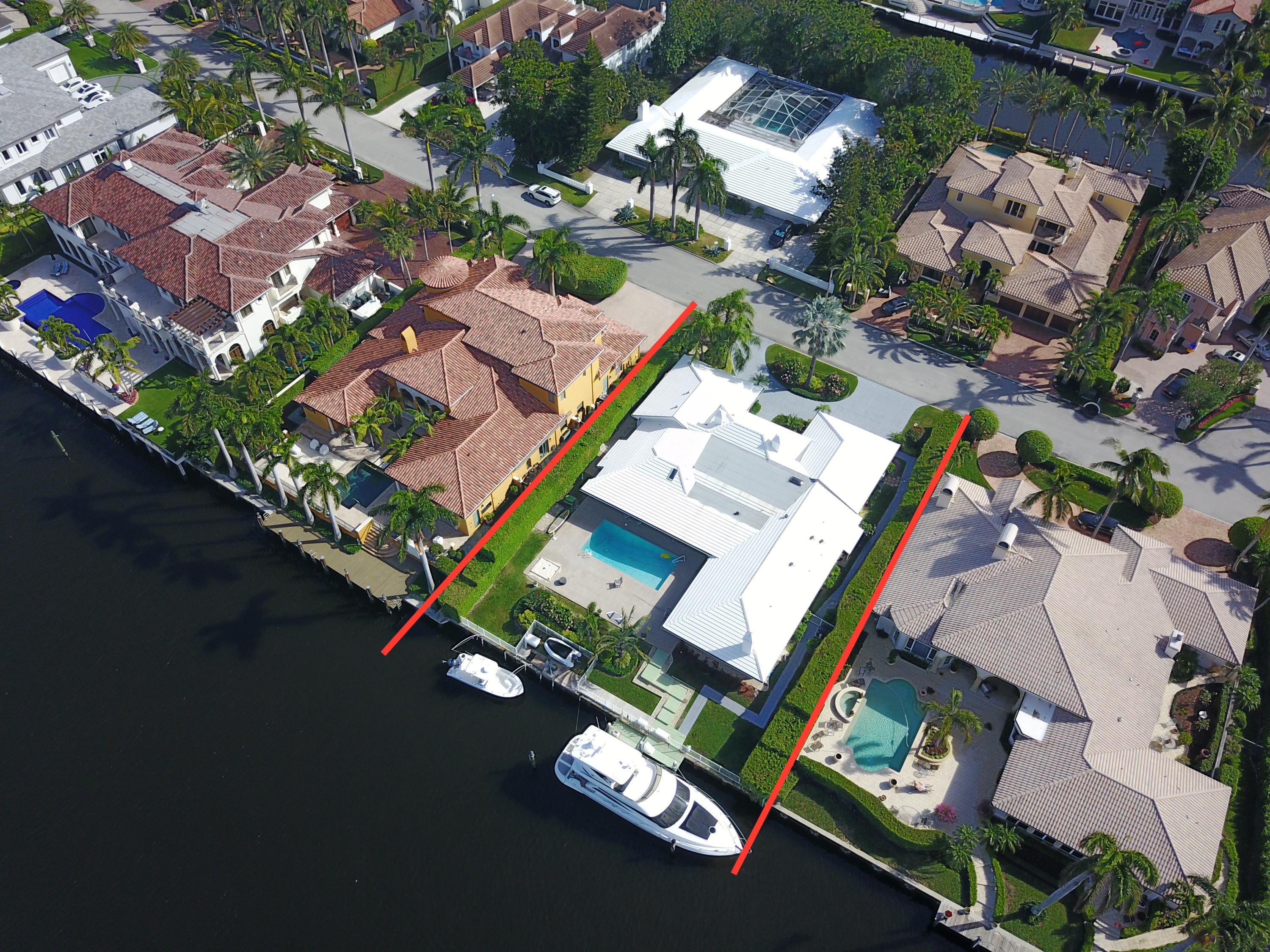 ROYAL PALM YACHT & COUNTRY CLUB - Residential