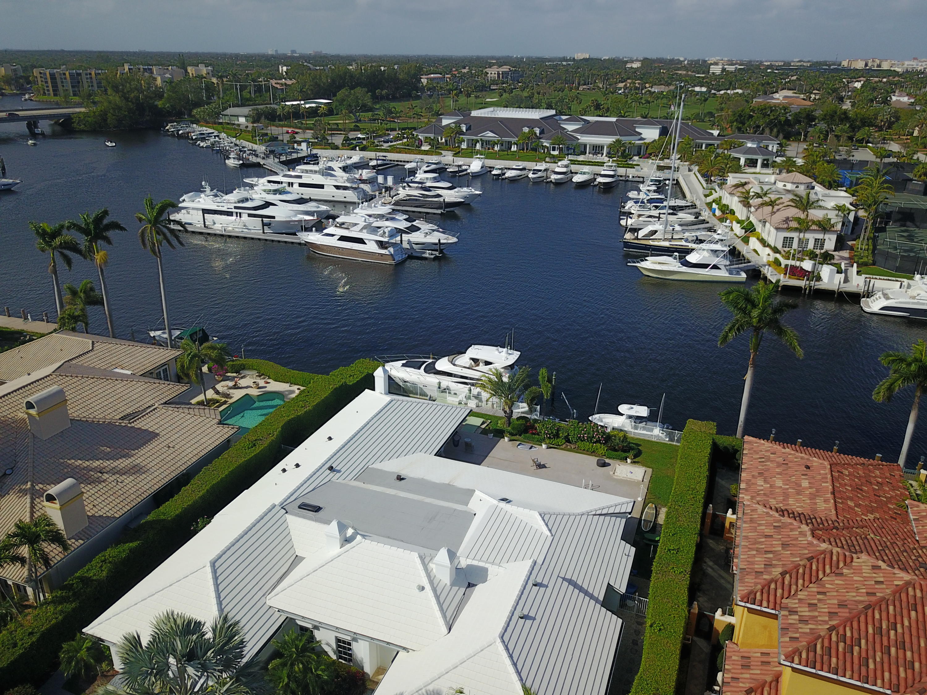 ROYAL PALM YACHT & COUNTRY CLUB - Residential