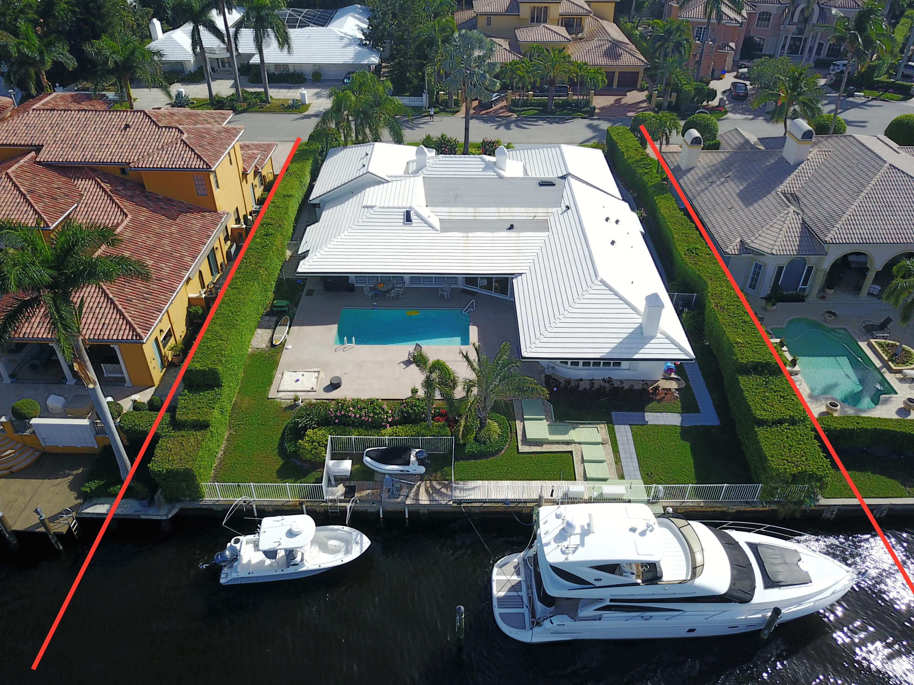 ROYAL PALM YACHT & COUNTRY CLUB - Residential
