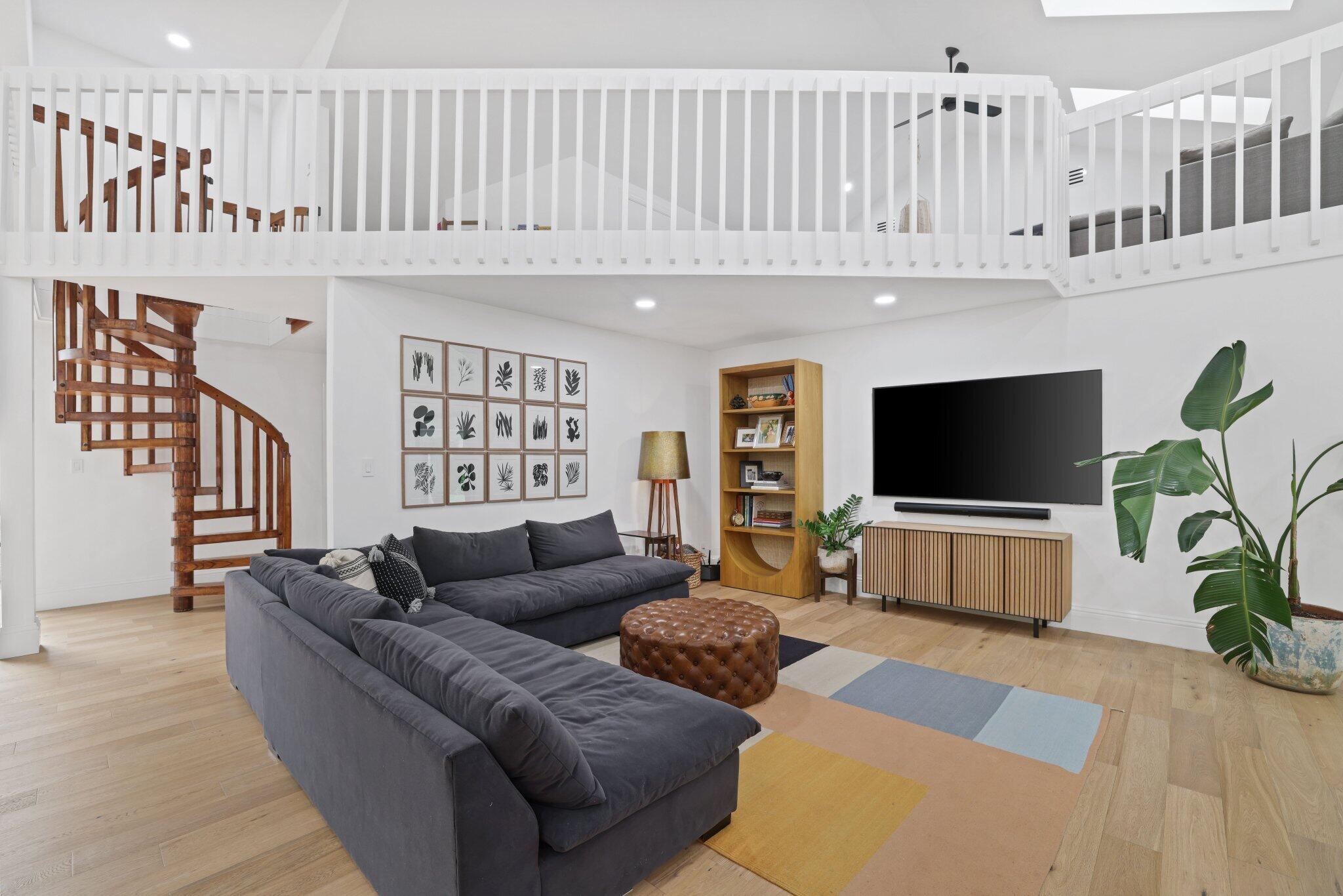 WOODFIELD HUNT CLUB II - Residential