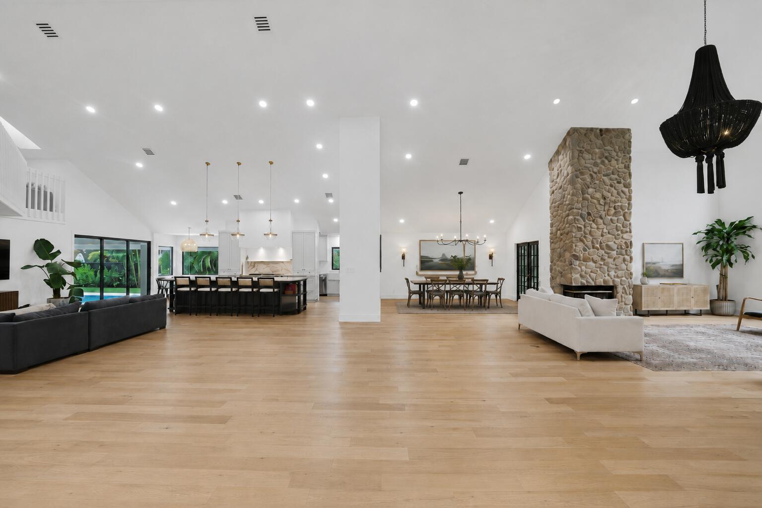 WOODFIELD HUNT CLUB II - Residential