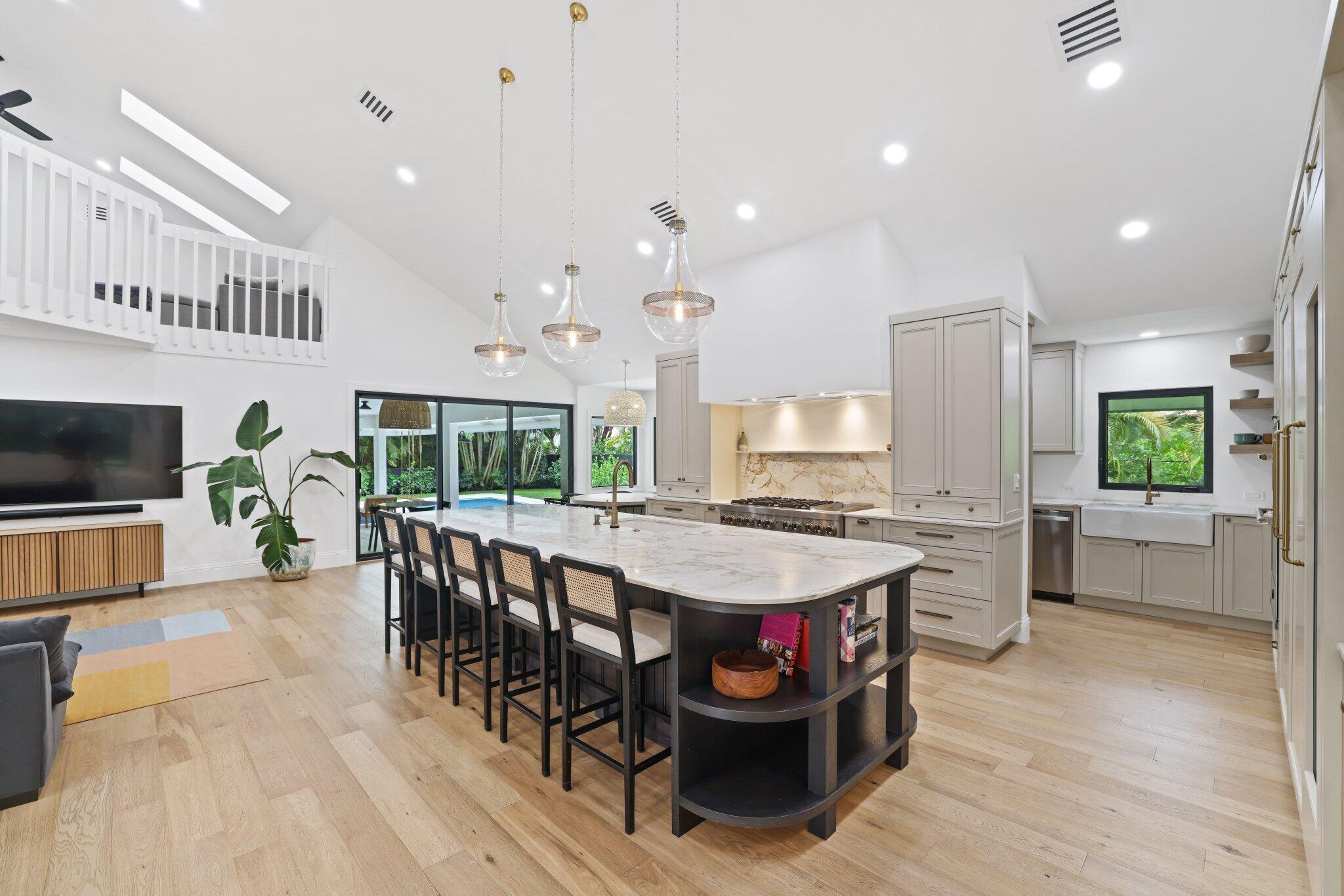WOODFIELD HUNT CLUB II - Residential