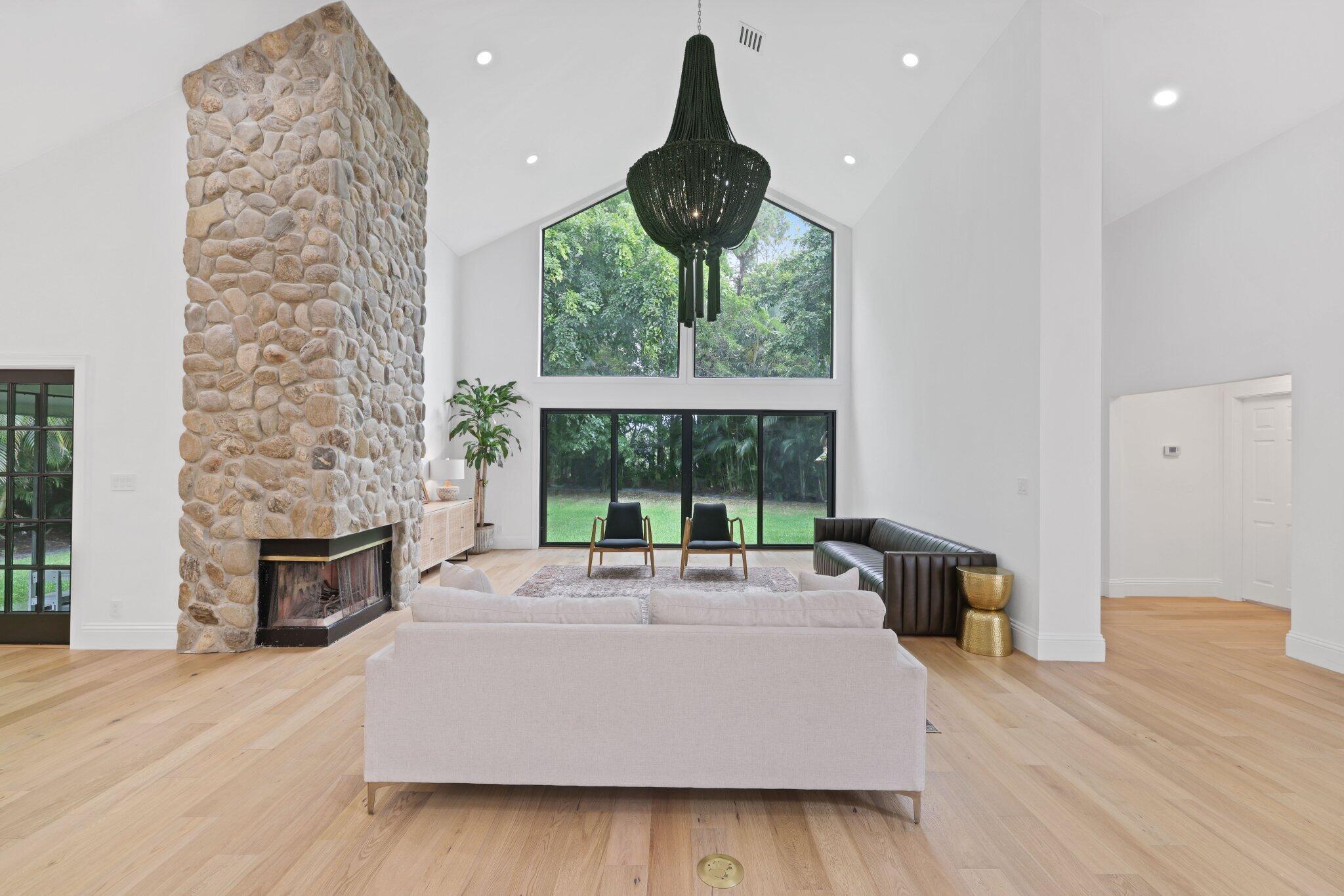 WOODFIELD HUNT CLUB II - Residential