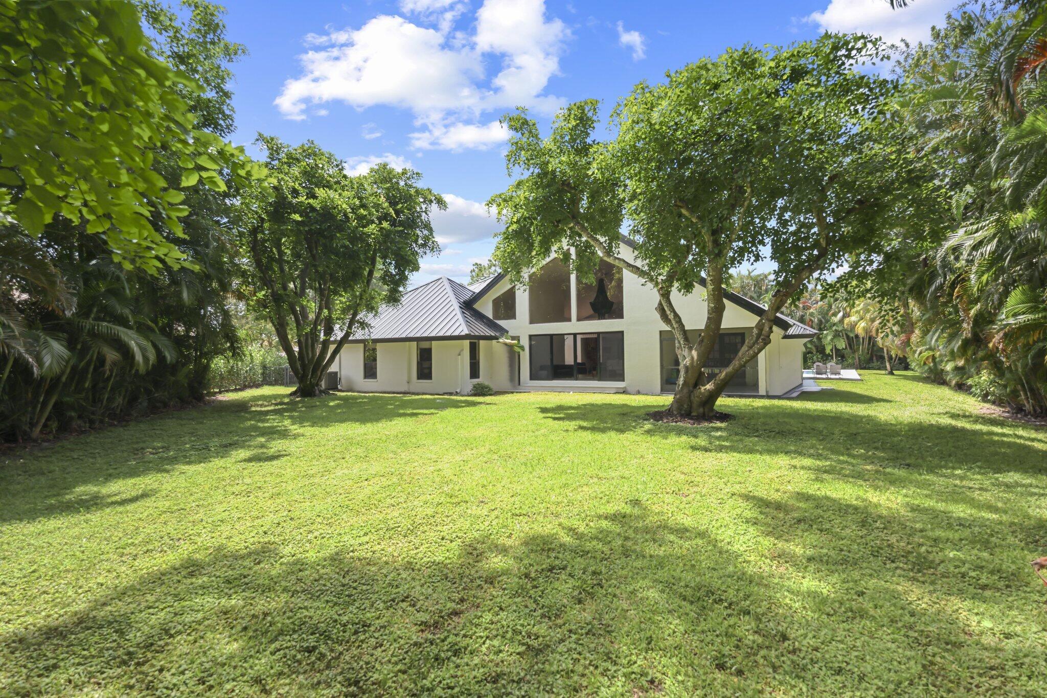 WOODFIELD HUNT CLUB II - Residential